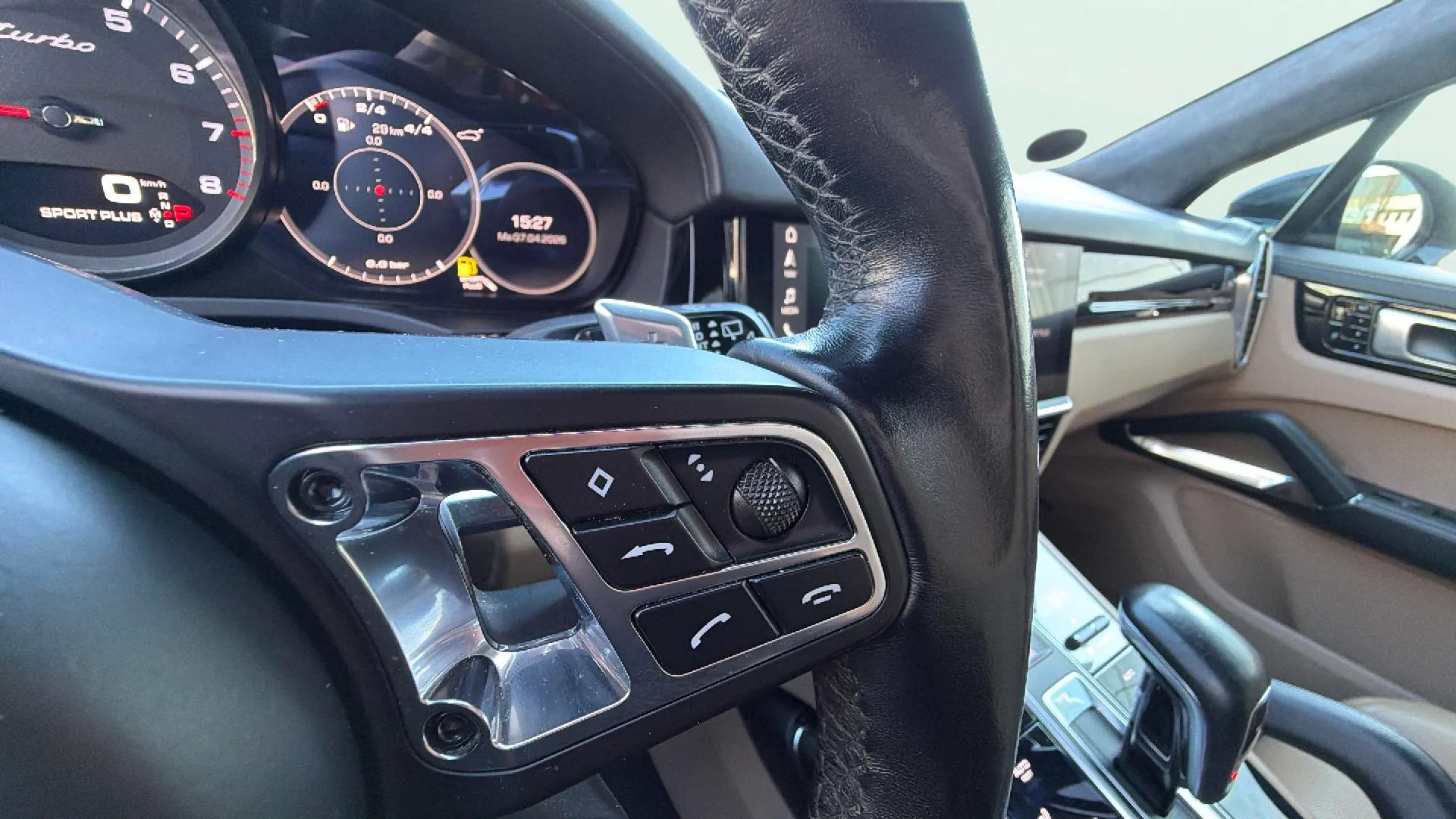 Porsche Cayenne Turbo - foto 17