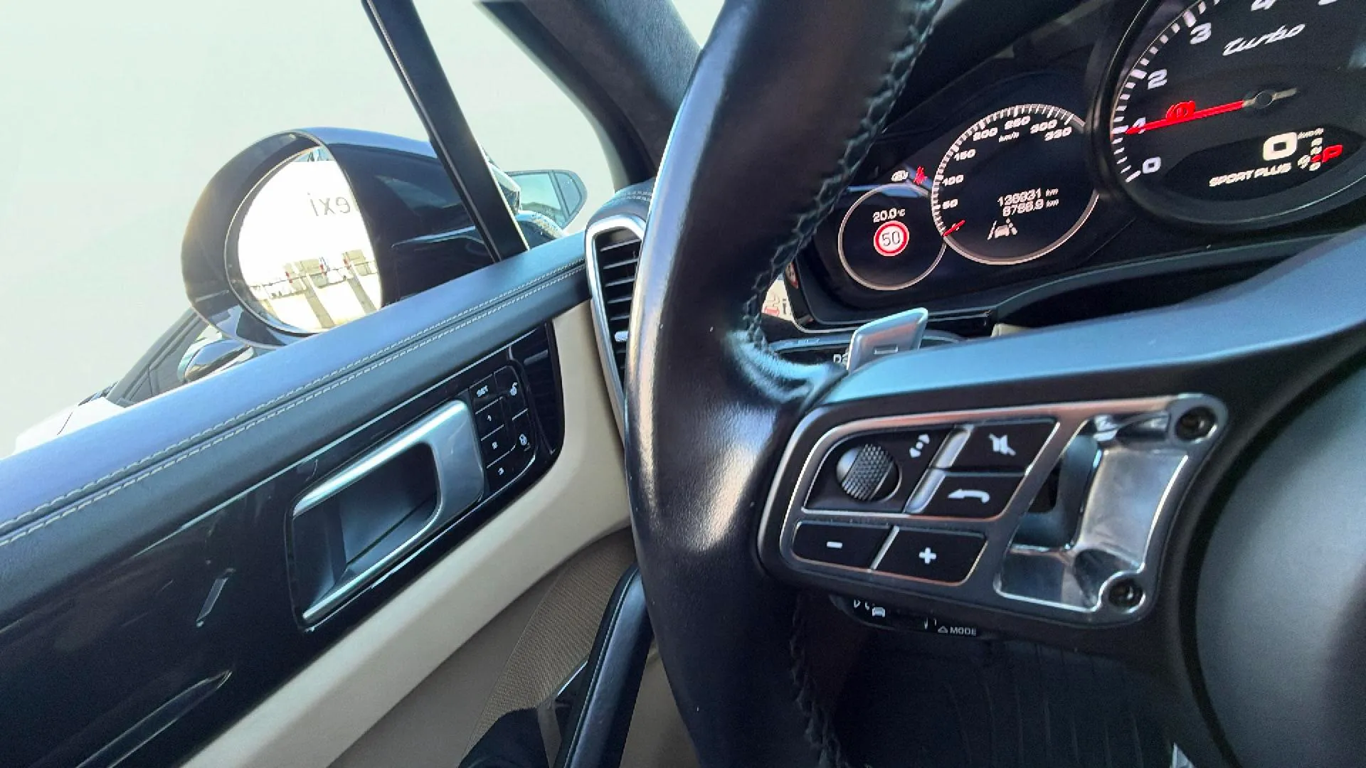 Porsche Cayenne Turbo - foto 15