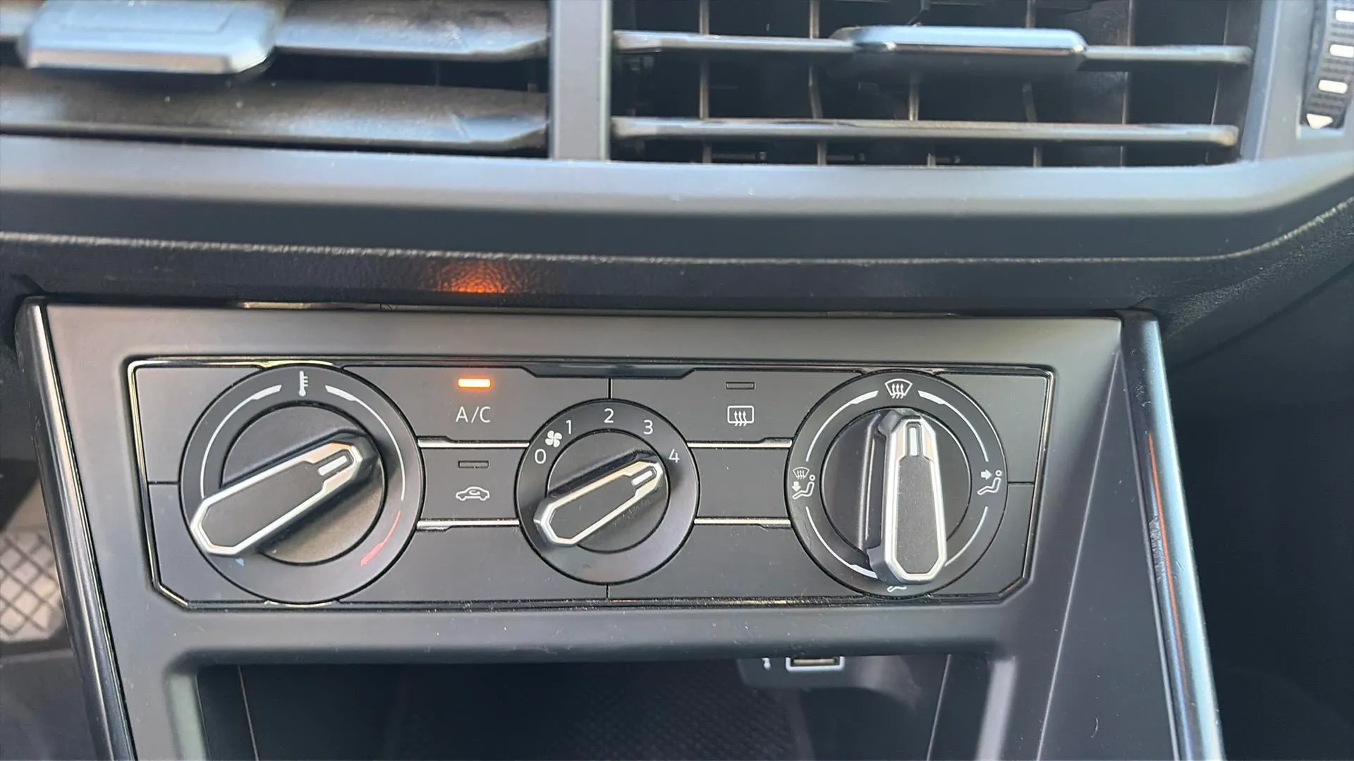 Volkswagen Polo Edition 1.6 TDI - foto 17