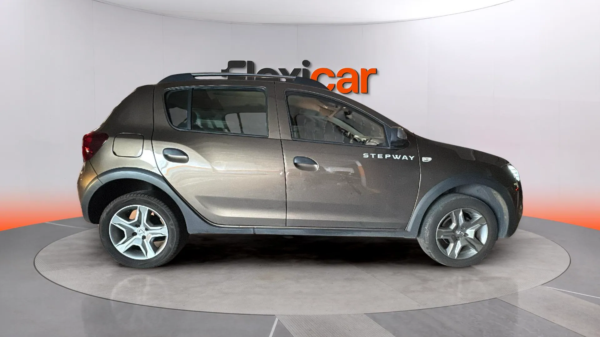 Dacia Sandero Stepway Essential TCe 1.0 - foto 3