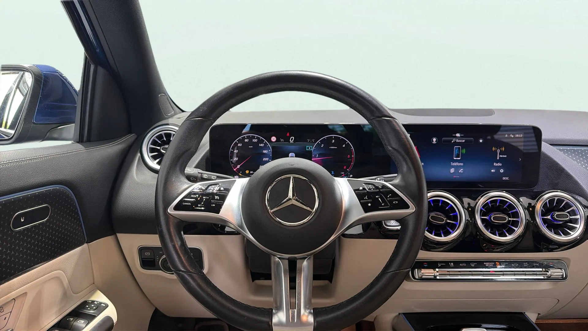 Mercedes-Benz GLA 200 D - foto 8