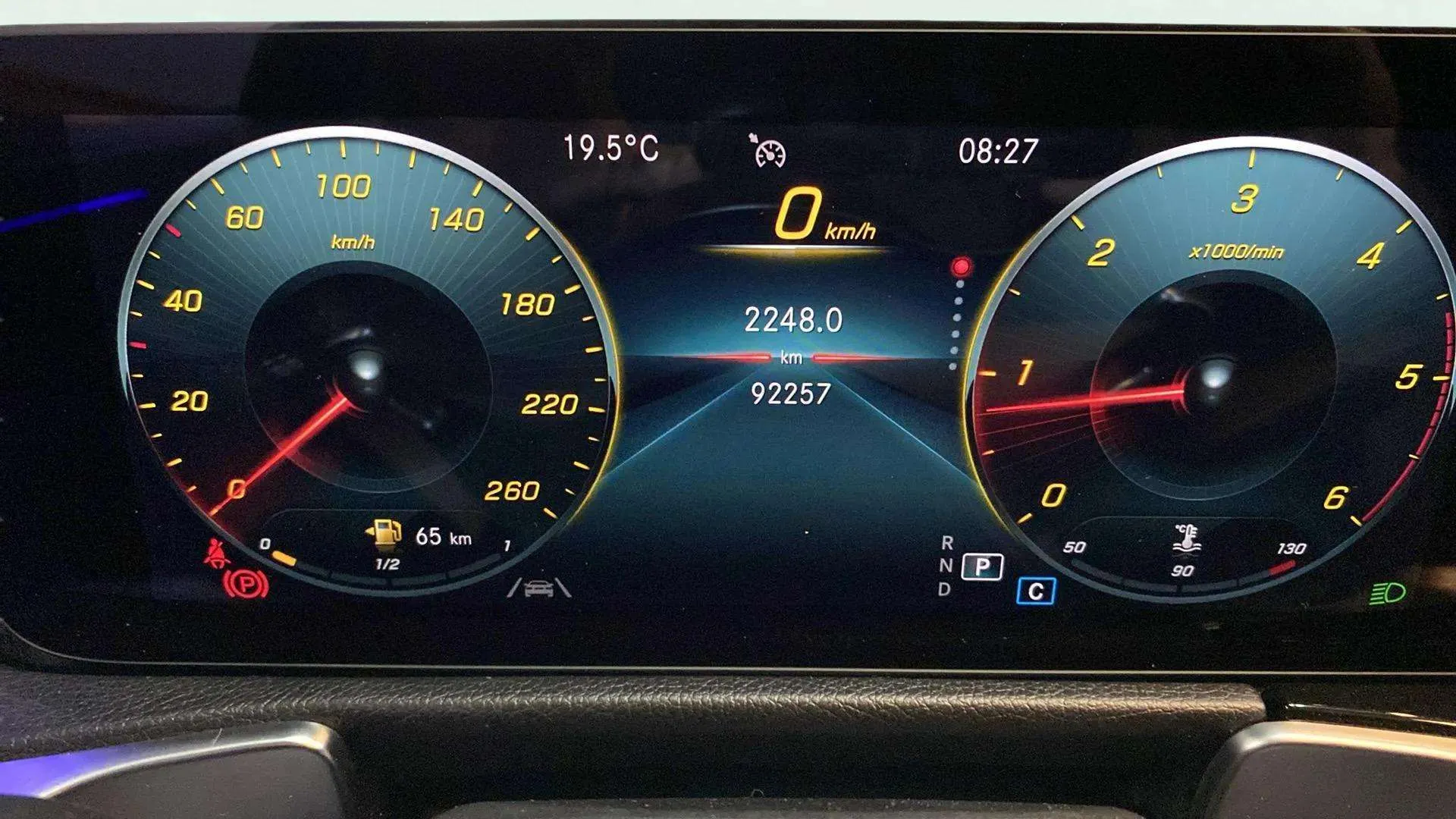 Mercedes-Benz GLB 2.0 GLB 200 D DCT - foto 20