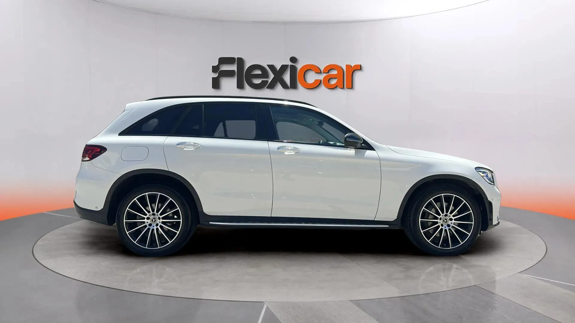 Mercedes-Benz GLC 220 d 4MATIC - foto 5