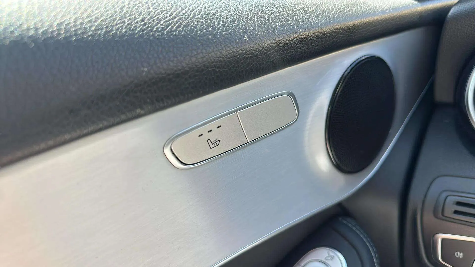 Mercedes-Benz GLC 220 d 4MATIC - foto 19