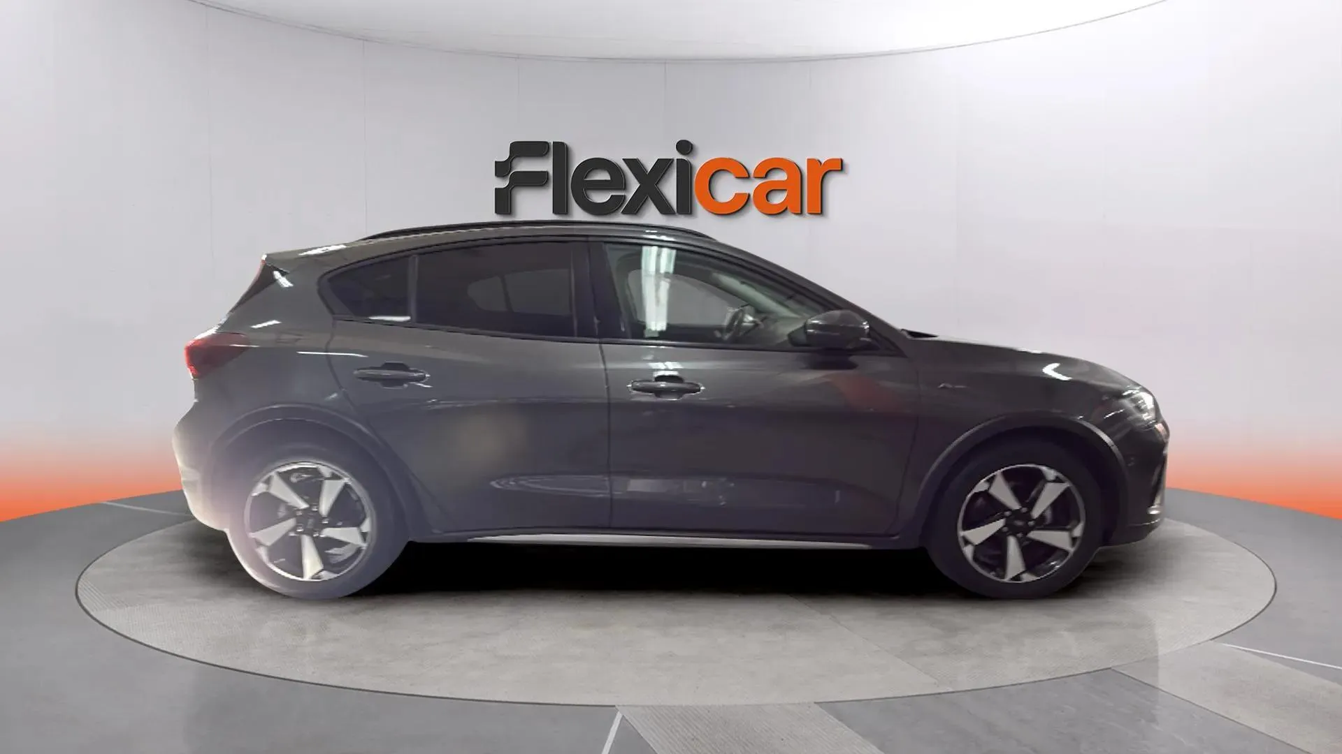 Ford Focus 1.0 EcoBoost MHEV Active - foto 8