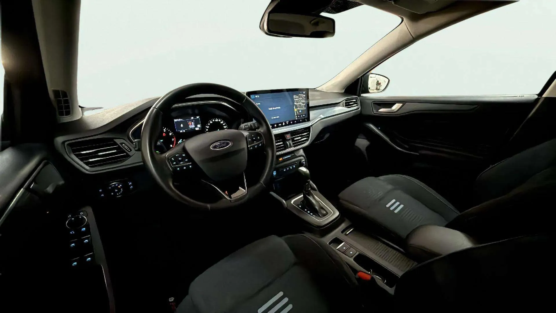 Ford Focus 1.0 EcoBoost MHEV Active - foto 10