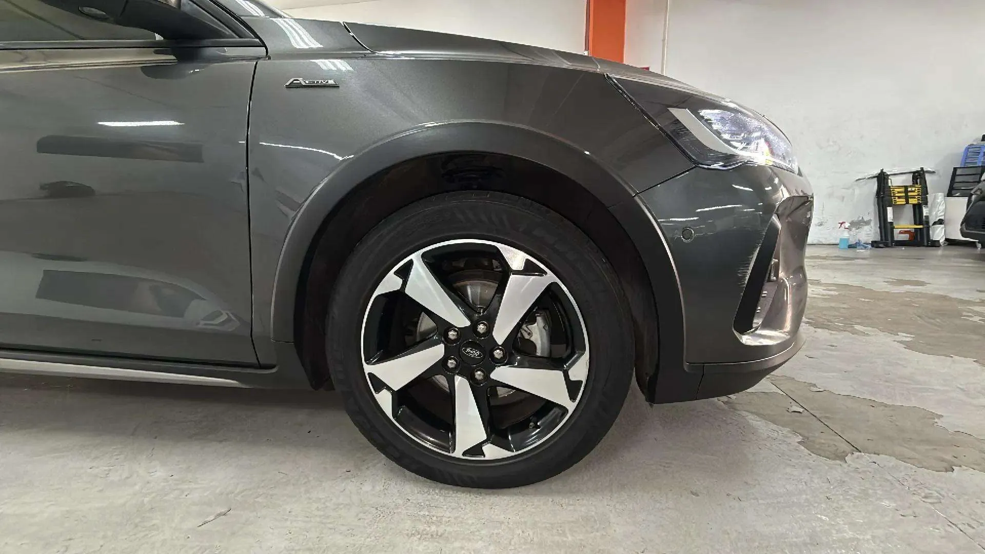 Ford Focus 1.0 EcoBoost MHEV Active - foto 22