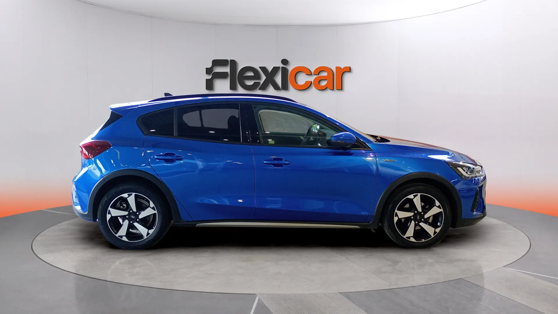 Ford Focus 1.0 EcoBoost MHEV Active - foto 8