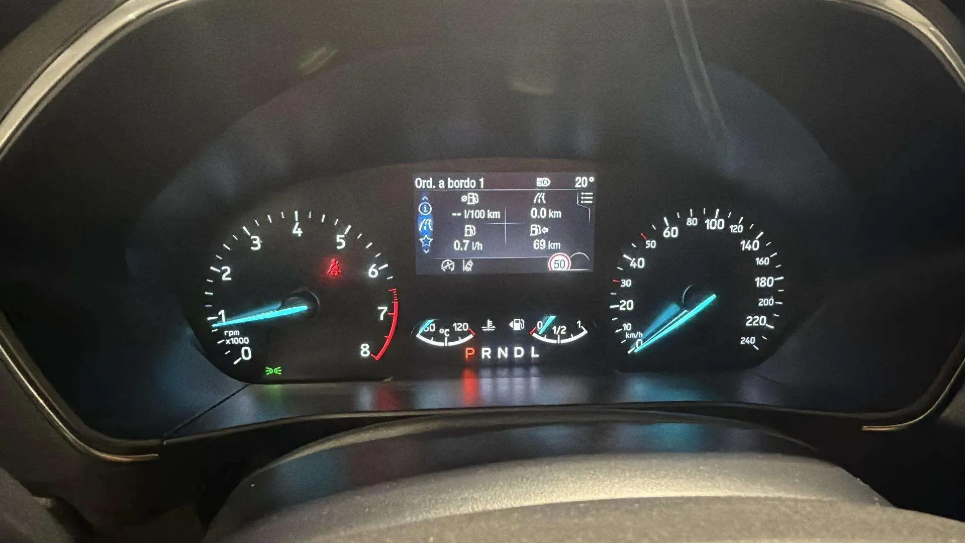 Ford Focus 1.0 EcoBoost MHEV Active - foto 11