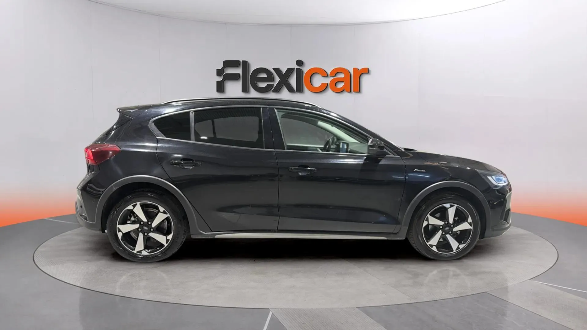 Ford Focus 1.0 EcoBoost MHEV Active - foto 8