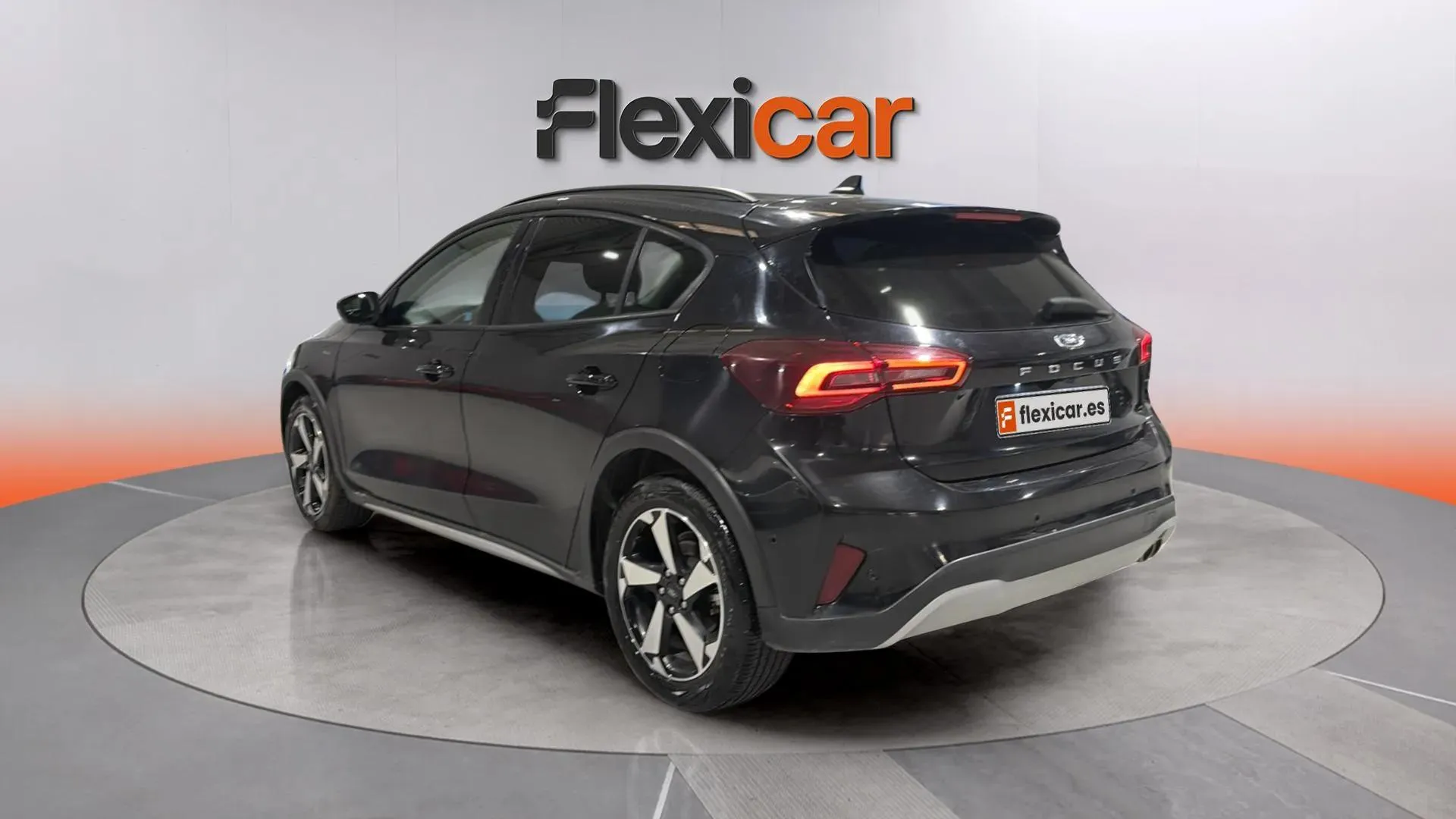 Ford Focus 1.0 EcoBoost MHEV Active - foto 5