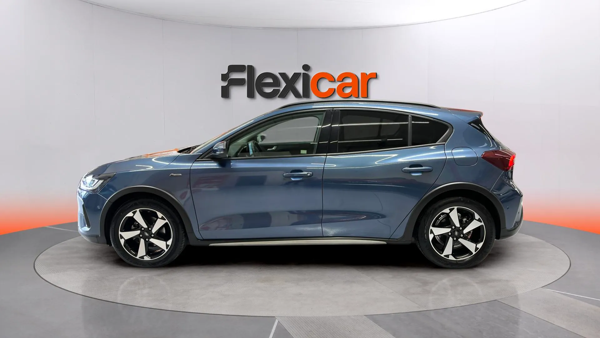 Ford Focus 1.0 EcoBoost MHEV Active - foto 4