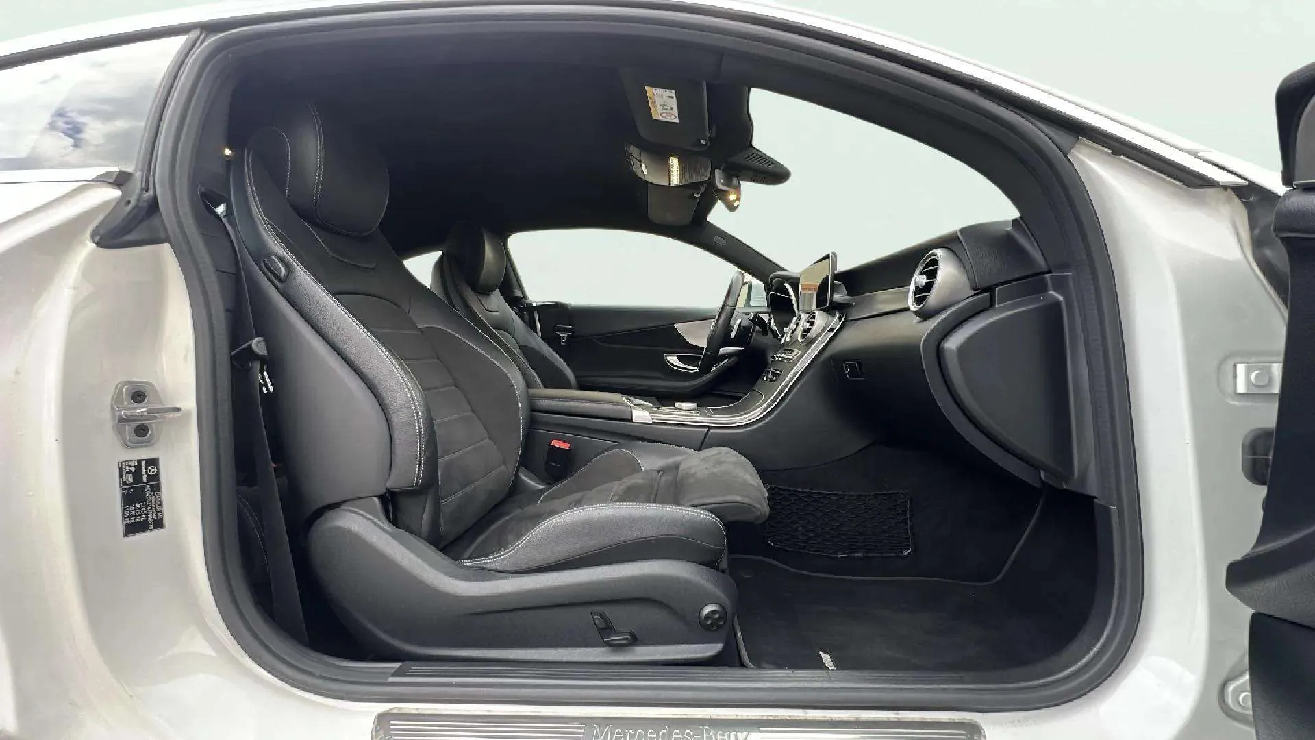 Mercedes-Benz Clase C Coupé C 220 d - foto 17