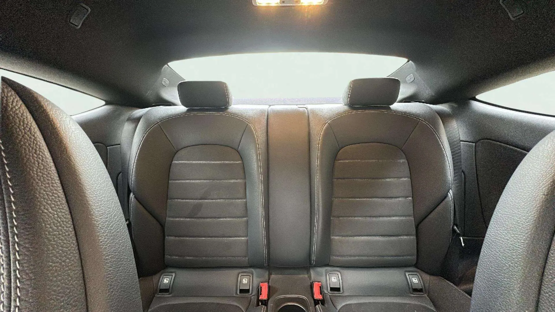 Mercedes-Benz Clase C Coupé C 220 d - foto 19