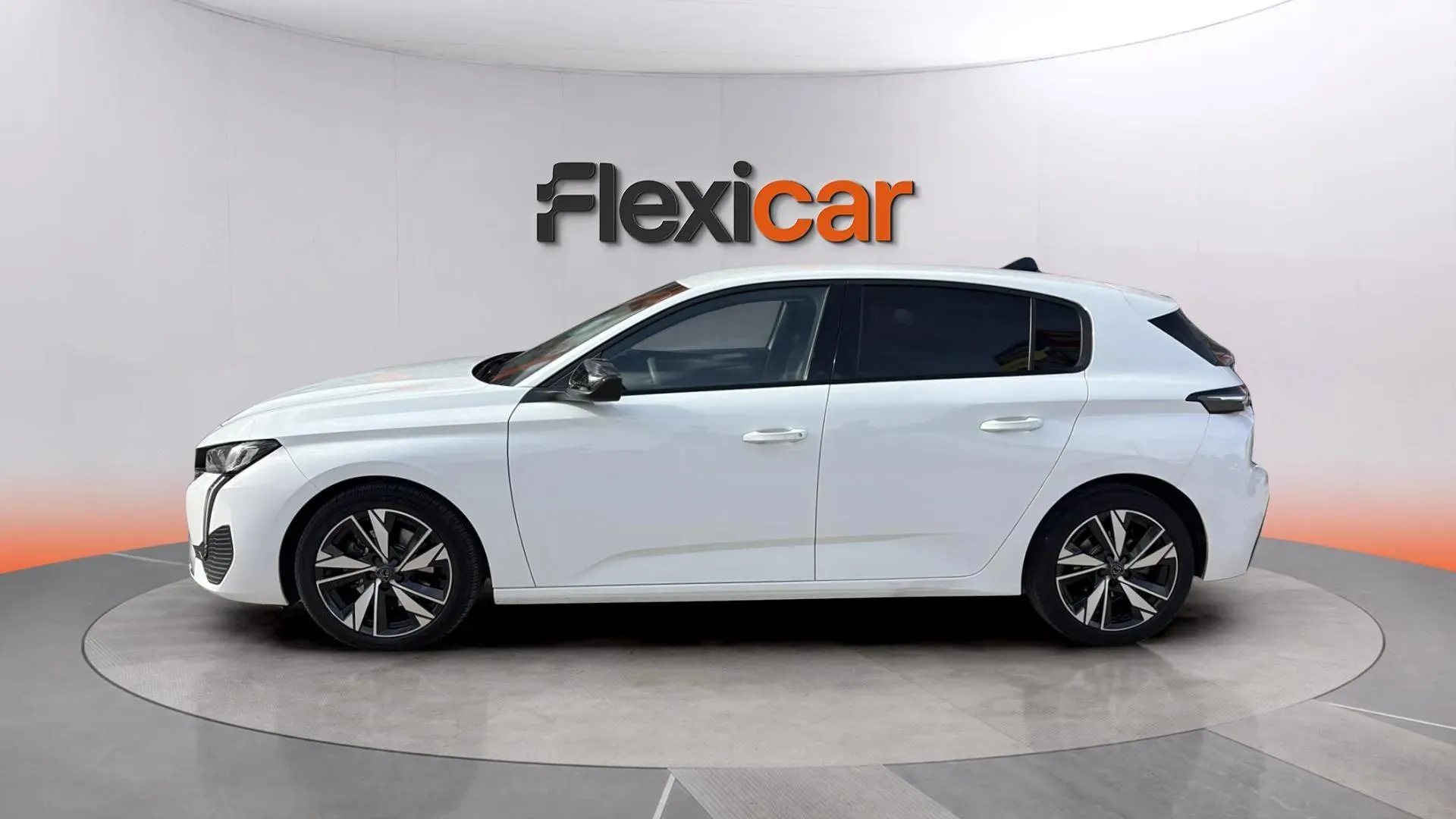 Peugeot 308 Allure BlueHDi 130 EAT8 - foto 8