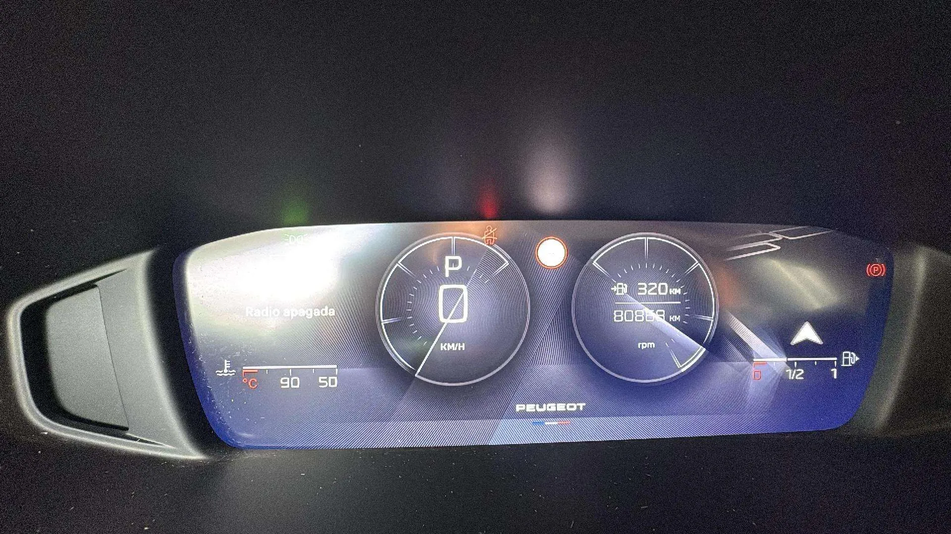 Peugeot 308 Allure BlueHDi 130 EAT8 - foto 16