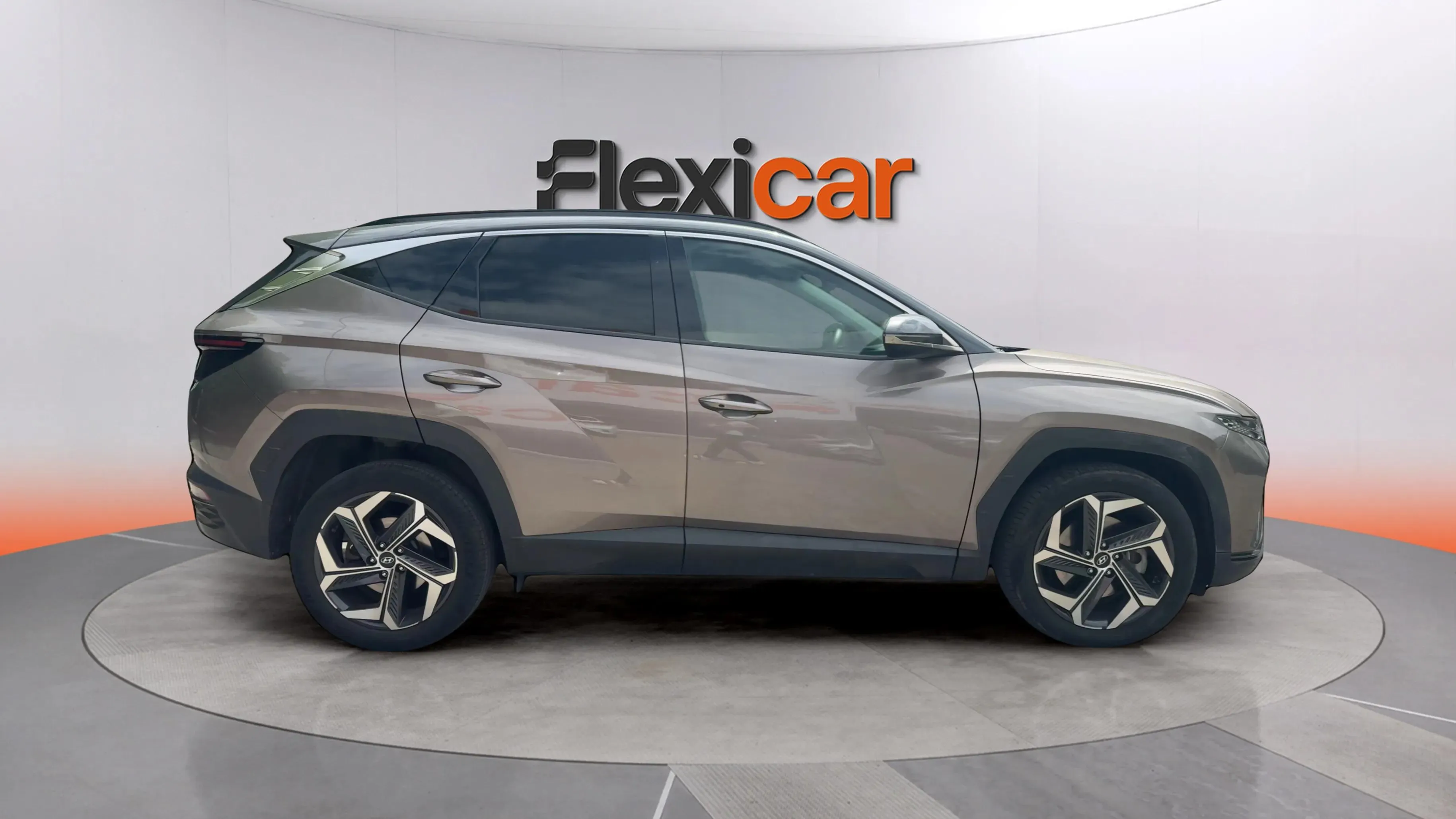 Hyundai Tucson 1.6 T-GDi 48V N Line Sky DC - foto 8