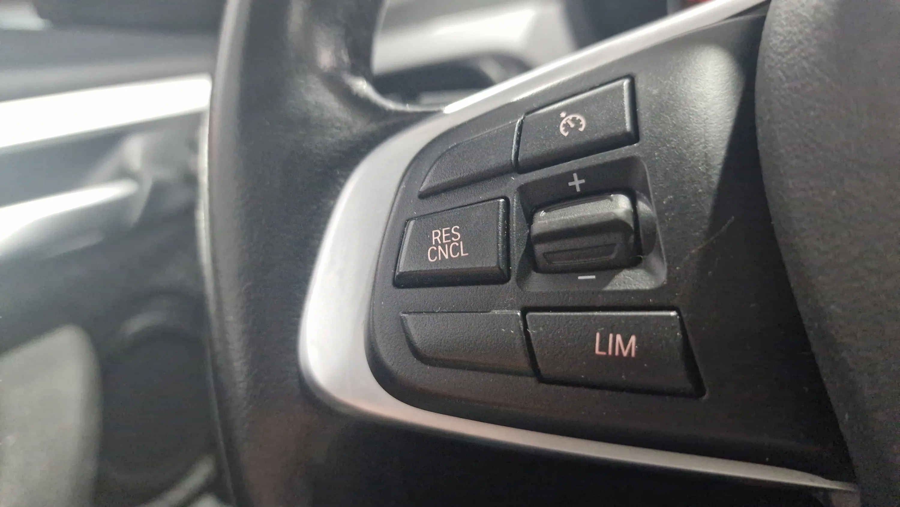 BMW X1 sDrive18d - foto 15
