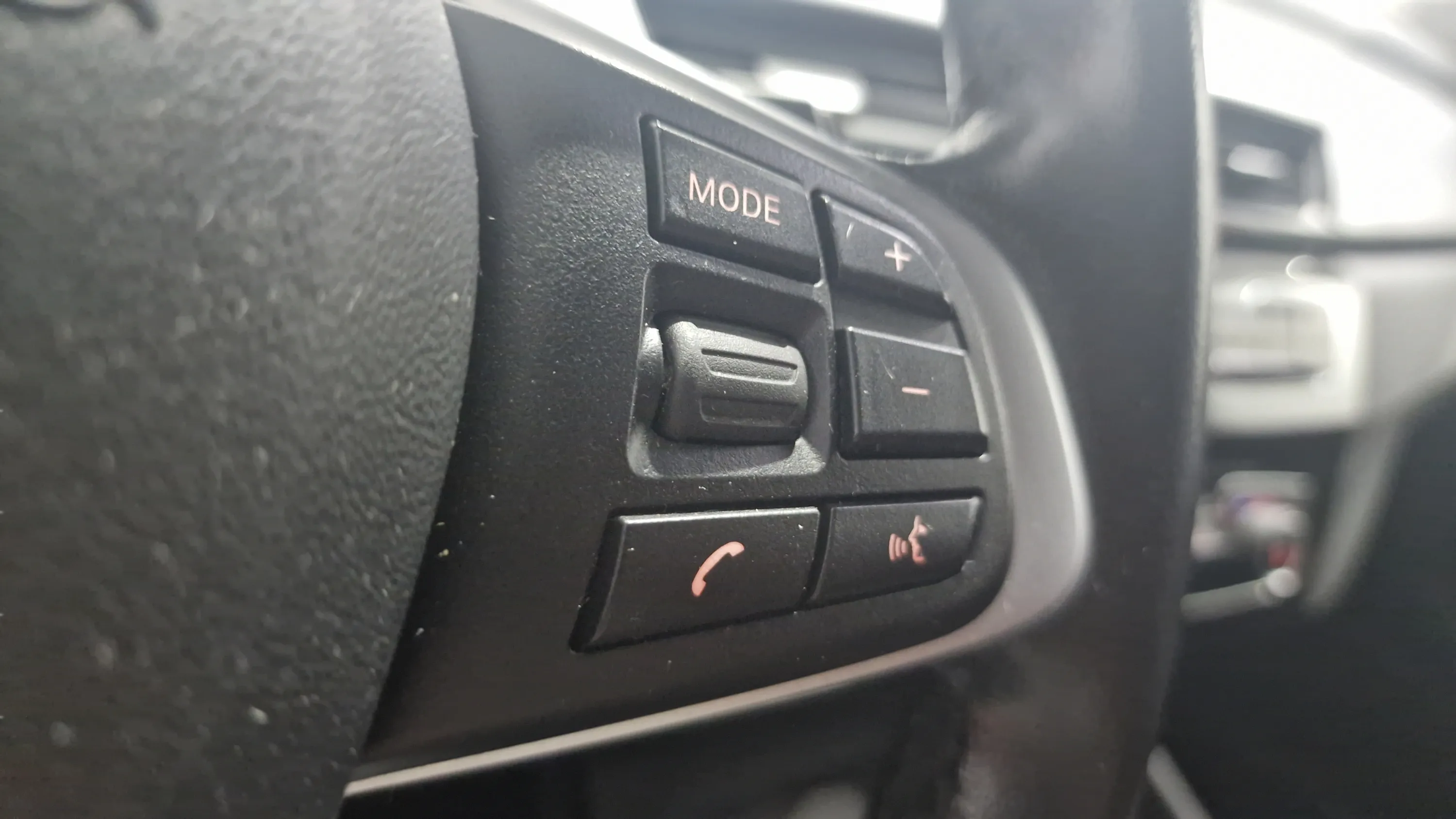 BMW X1 sDrive18d - foto 17