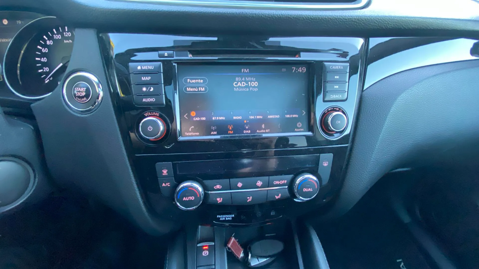 Nissan Qashqai DIG-T E6D DCT N-Connecta - foto 26