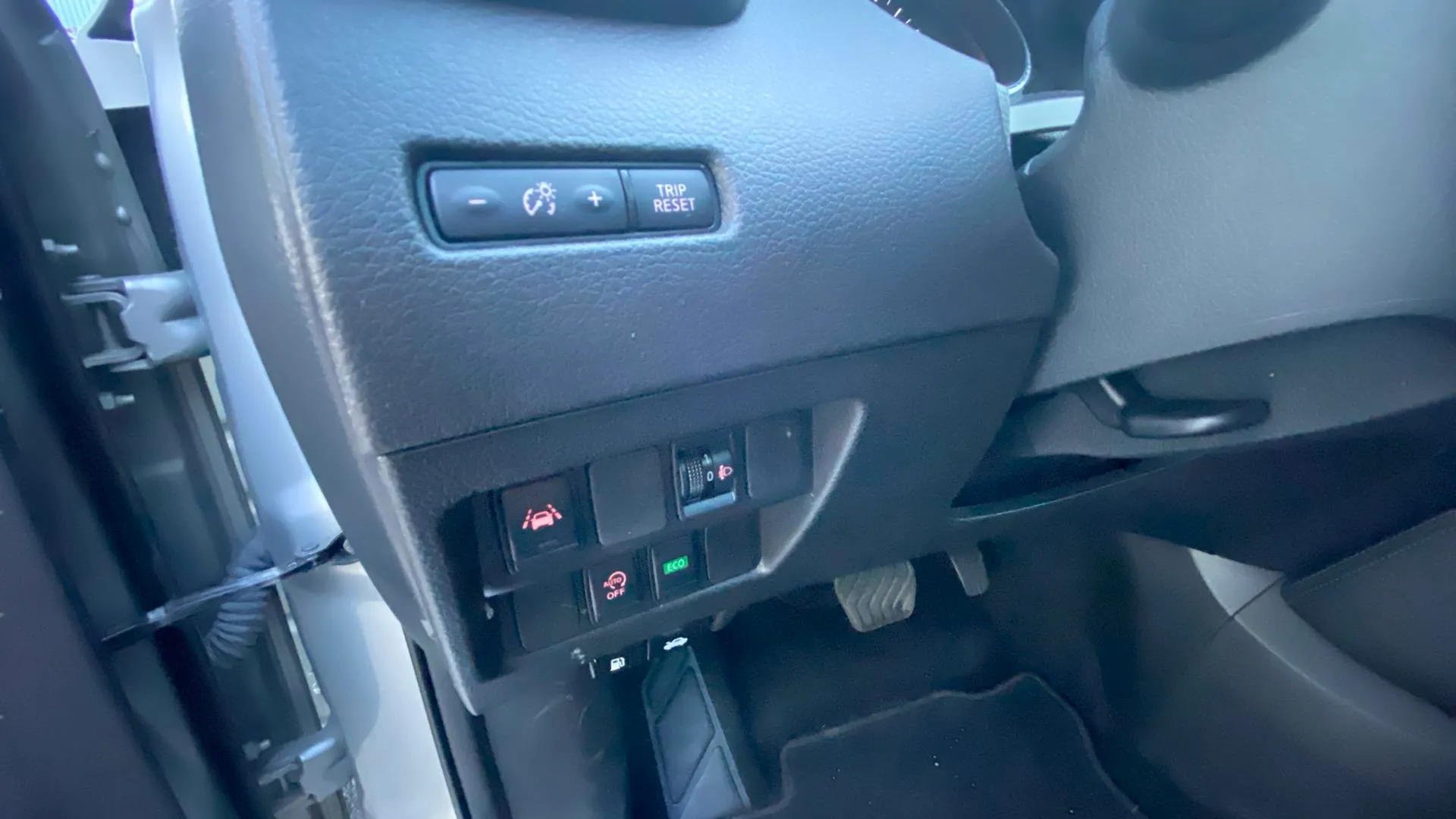 Nissan Qashqai DIG-T E6D DCT N-Connecta - foto 24