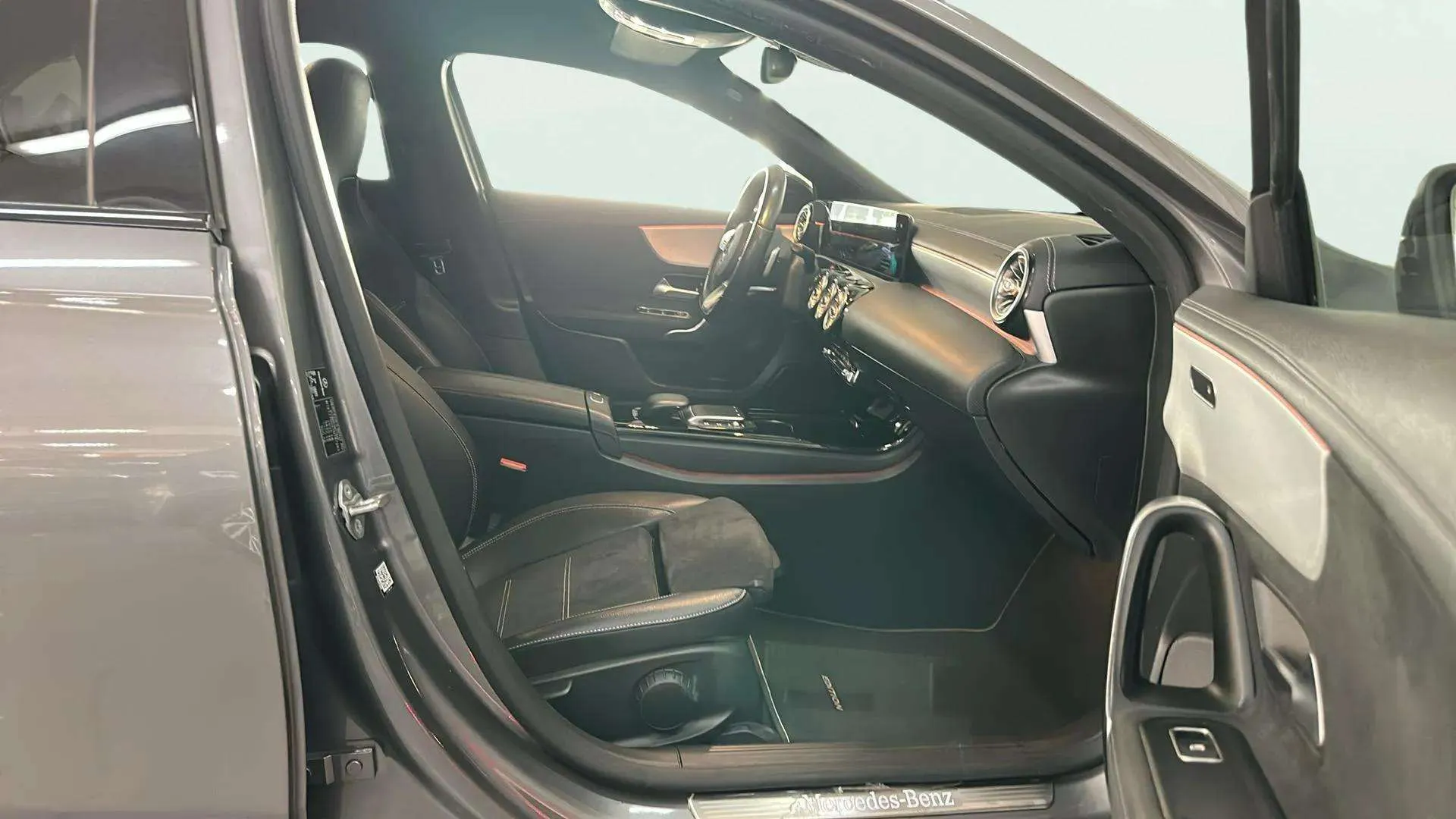 Mercedes-Benz Clase A A 180 d - foto 7