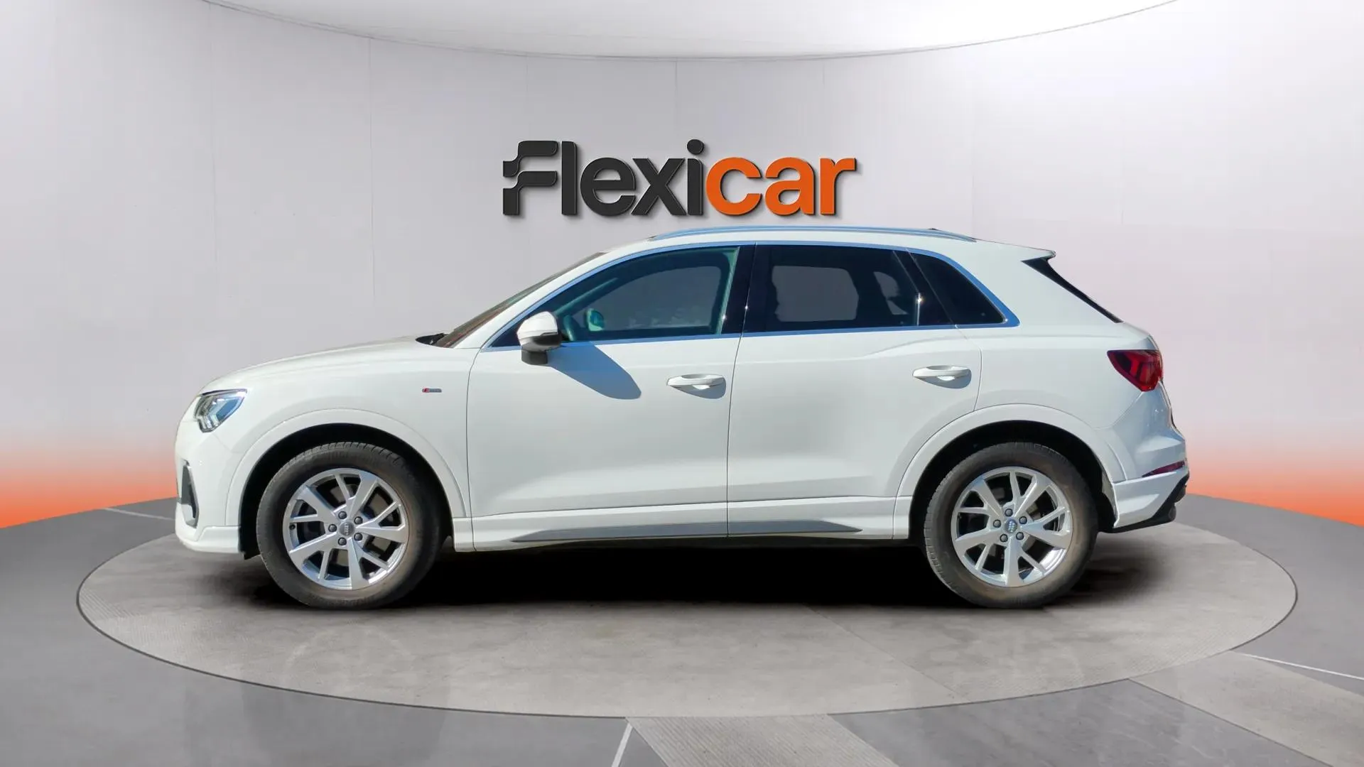 Audi Q3 40 TDI S tronic quattro S Line - foto 6