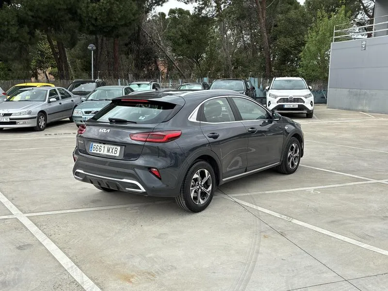 Kia XCeed 1.0 T-GDi Drive - foto 6
