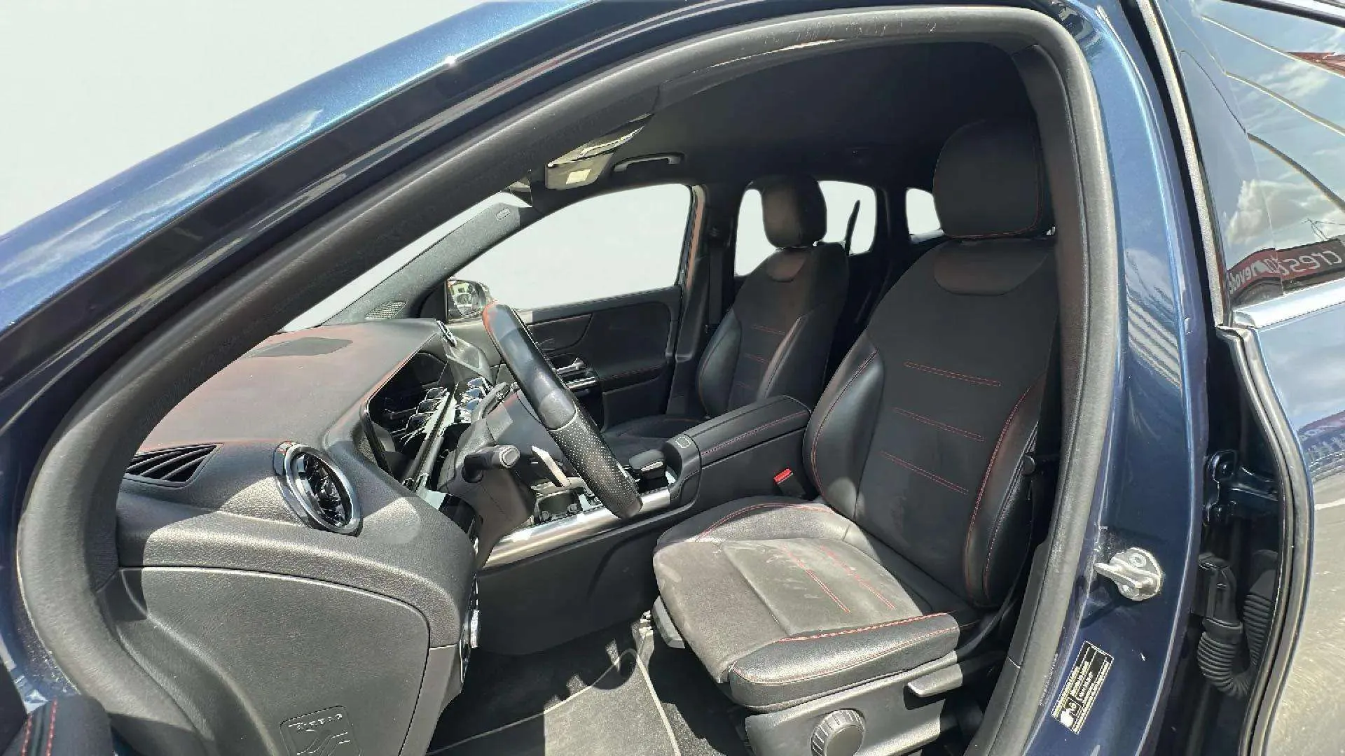 Mercedes-Benz GLA 200 D - foto 8