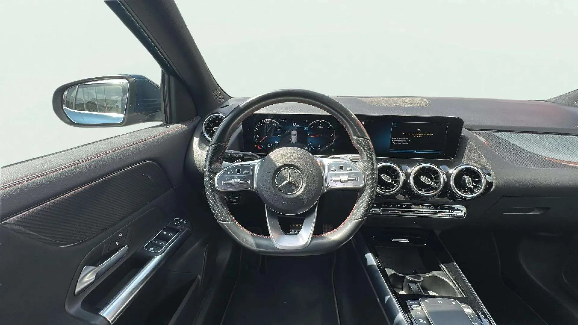 Mercedes-Benz GLA 200 D - foto 11