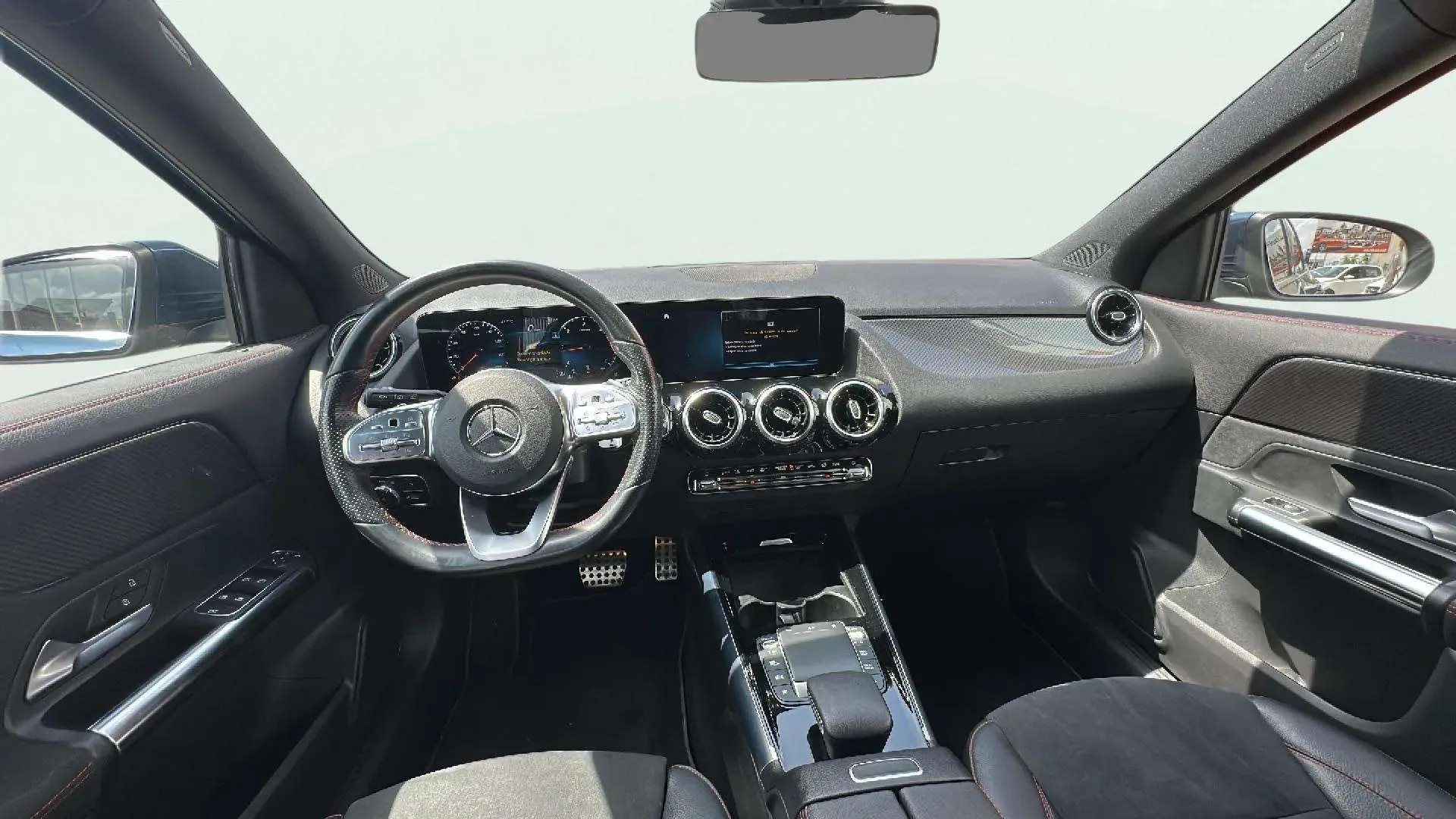 Mercedes-Benz GLA 200 D - foto 9