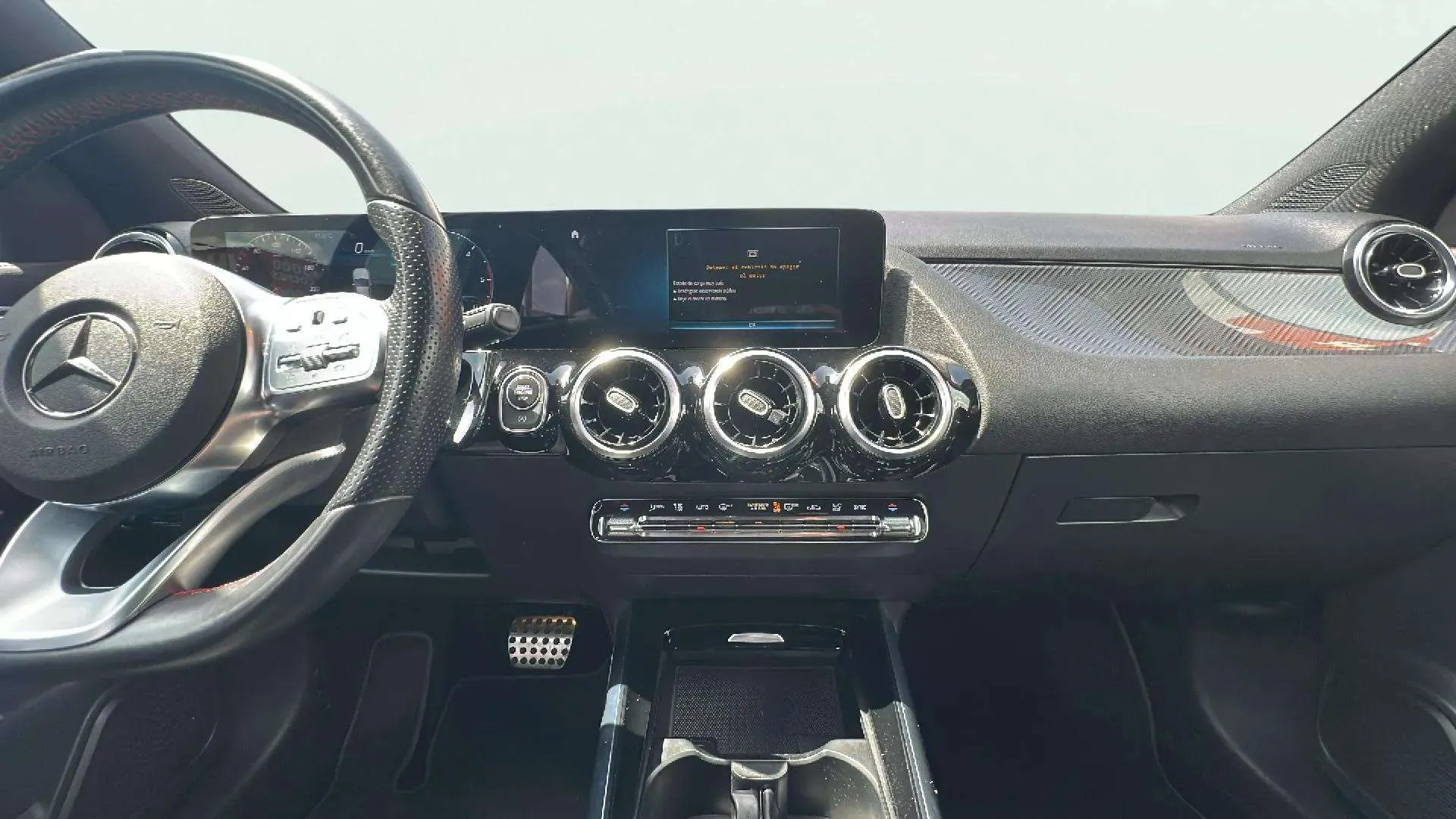 Mercedes-Benz GLA 200 D - foto 10