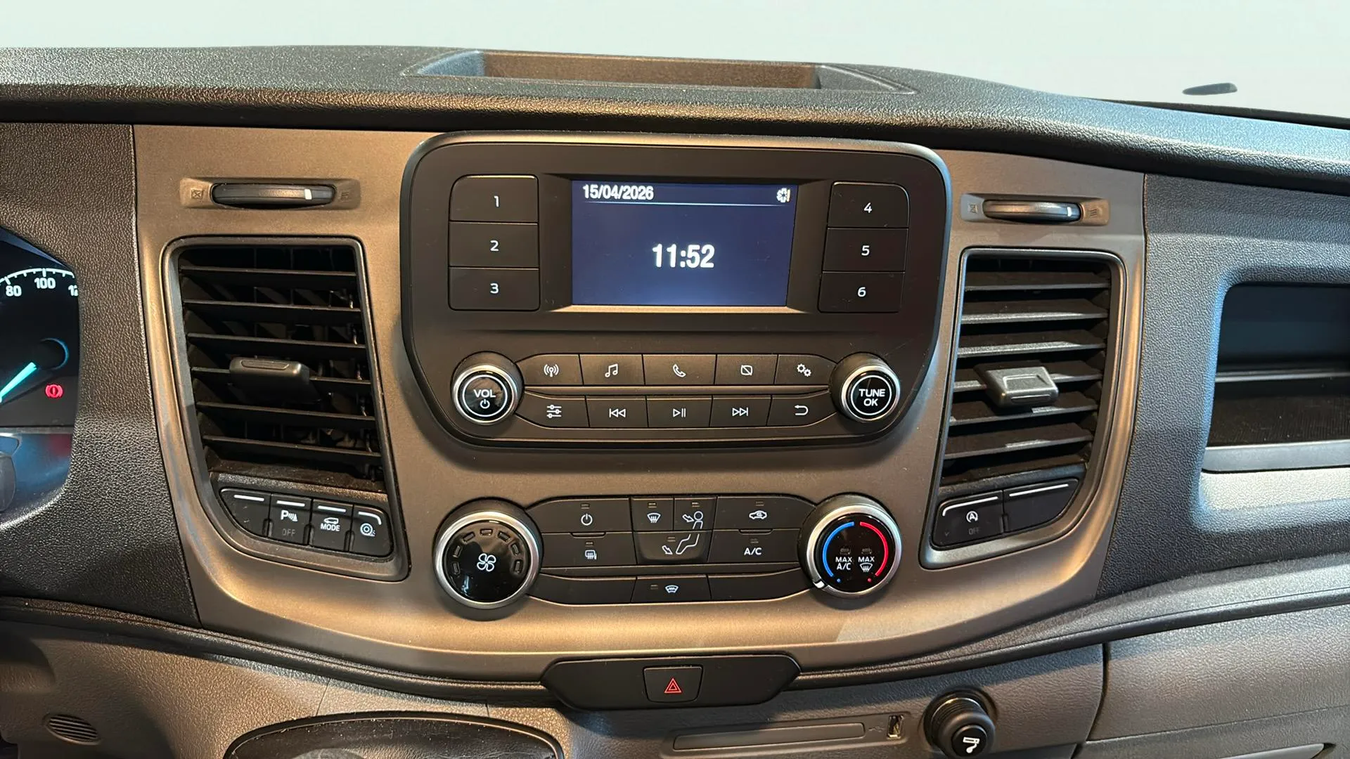 Ford Transit Nugget Tit AWD - foto 14
