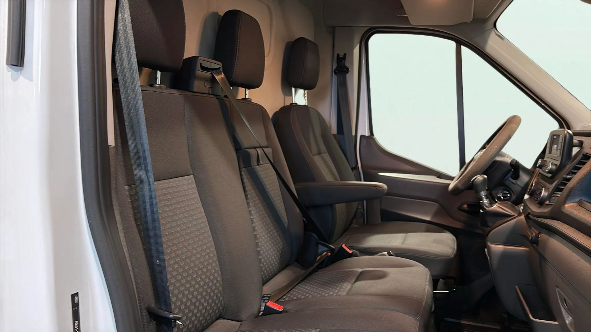 Ford Transit Nugget Tit AWD - foto 20