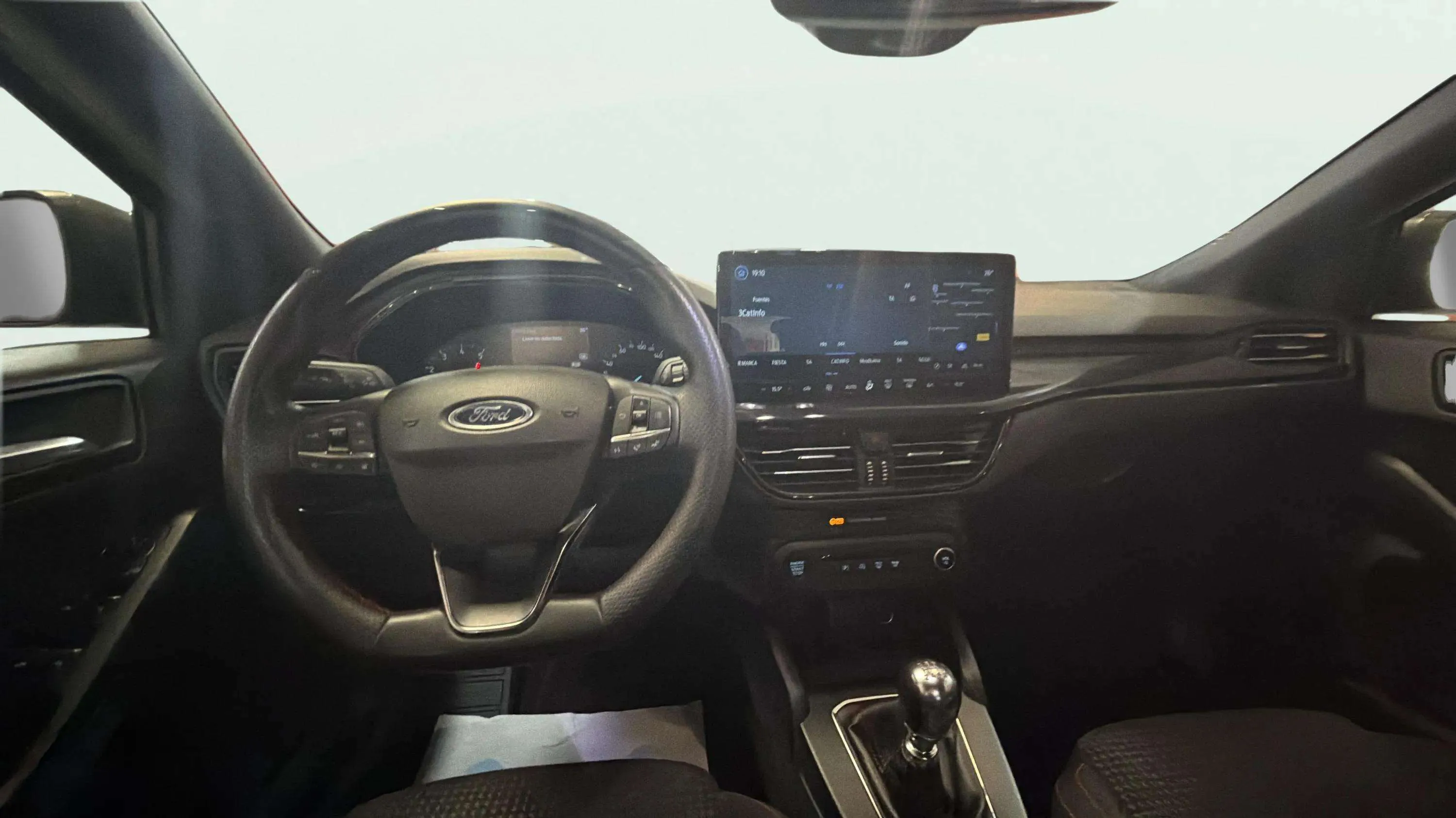 Ford Focus 1.0 EcoBoost MHEV ST-Line - foto 8