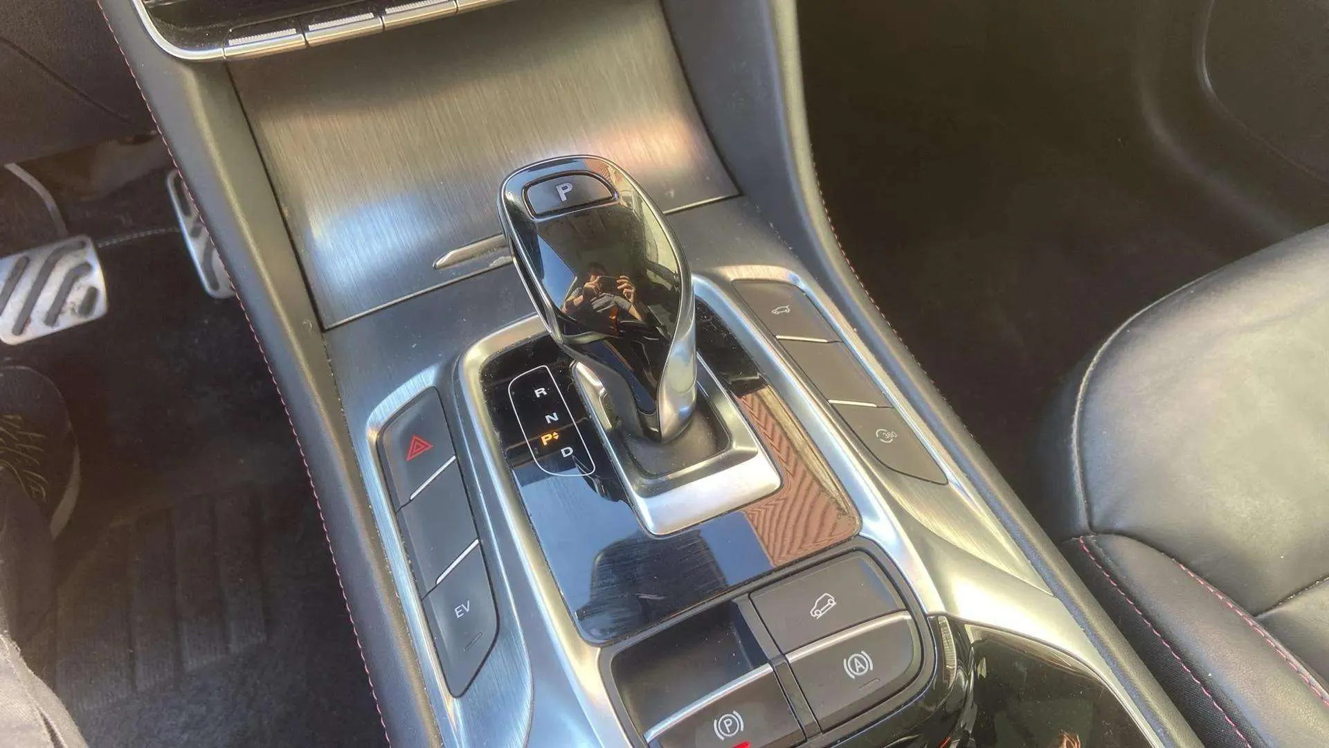 MG HS 1.5T-GDI PHEV Luxury - foto 19
