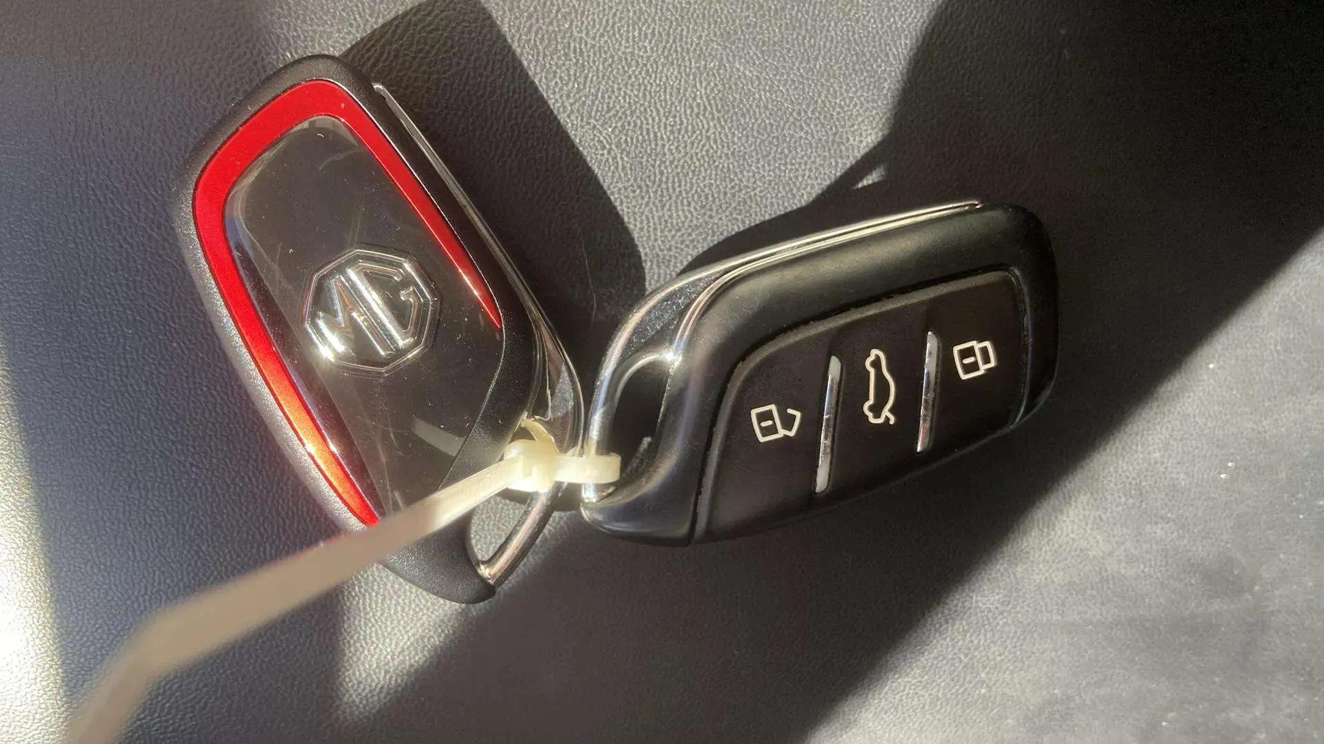 MG HS 1.5T-GDI PHEV Luxury - foto 20