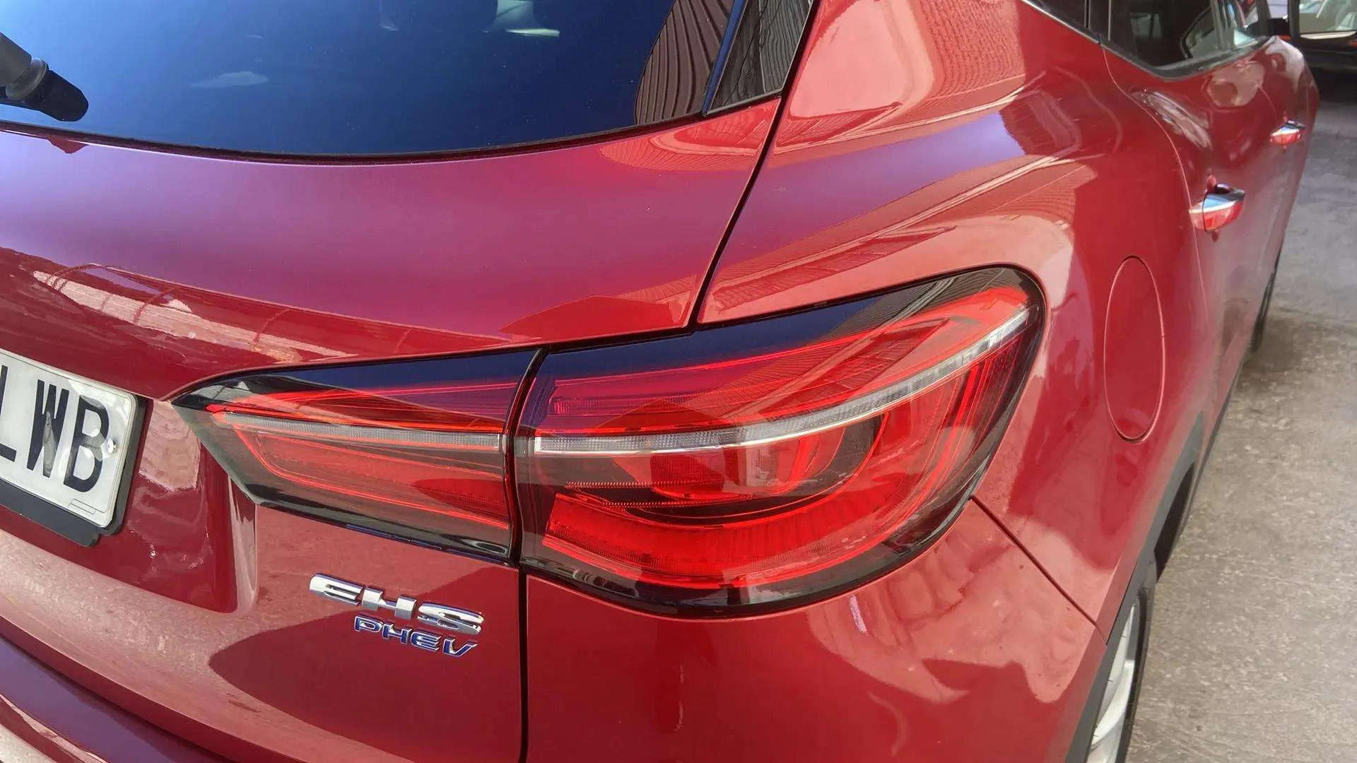 MG HS 1.5T-GDI PHEV Luxury - foto 12