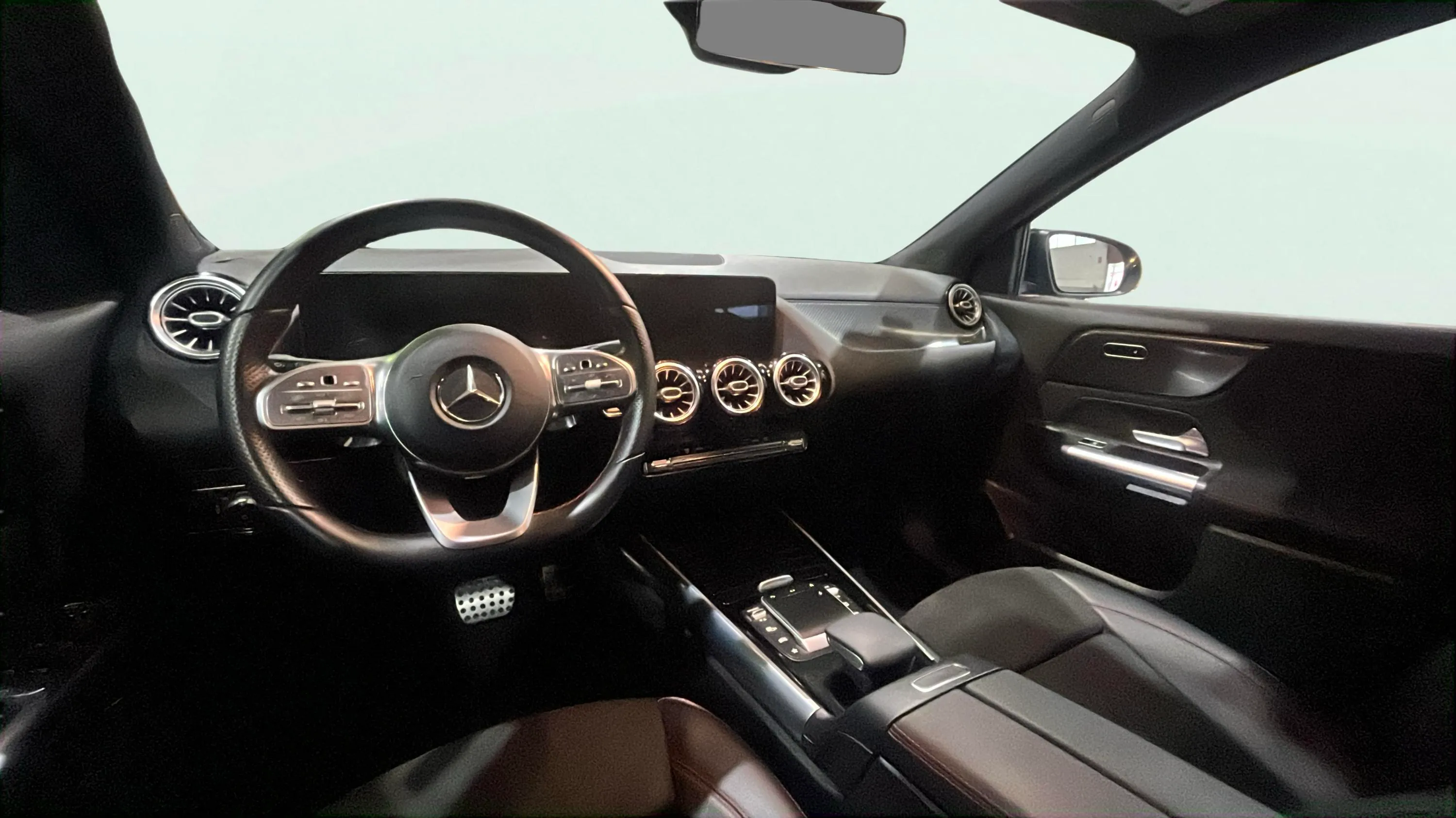 Mercedes-Benz GLA 200 D - foto 10
