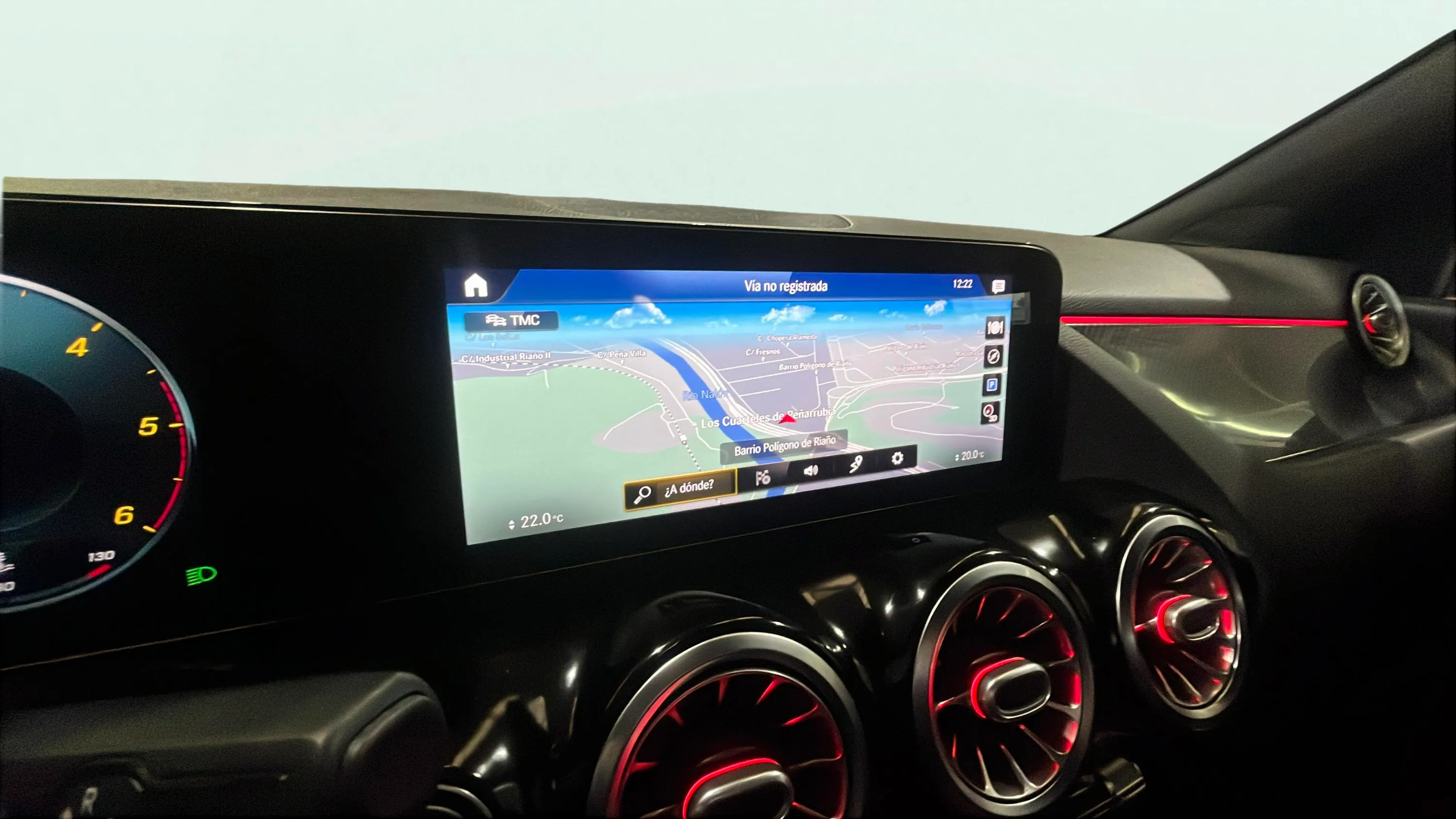 Mercedes-Benz GLA 200 D - foto 16