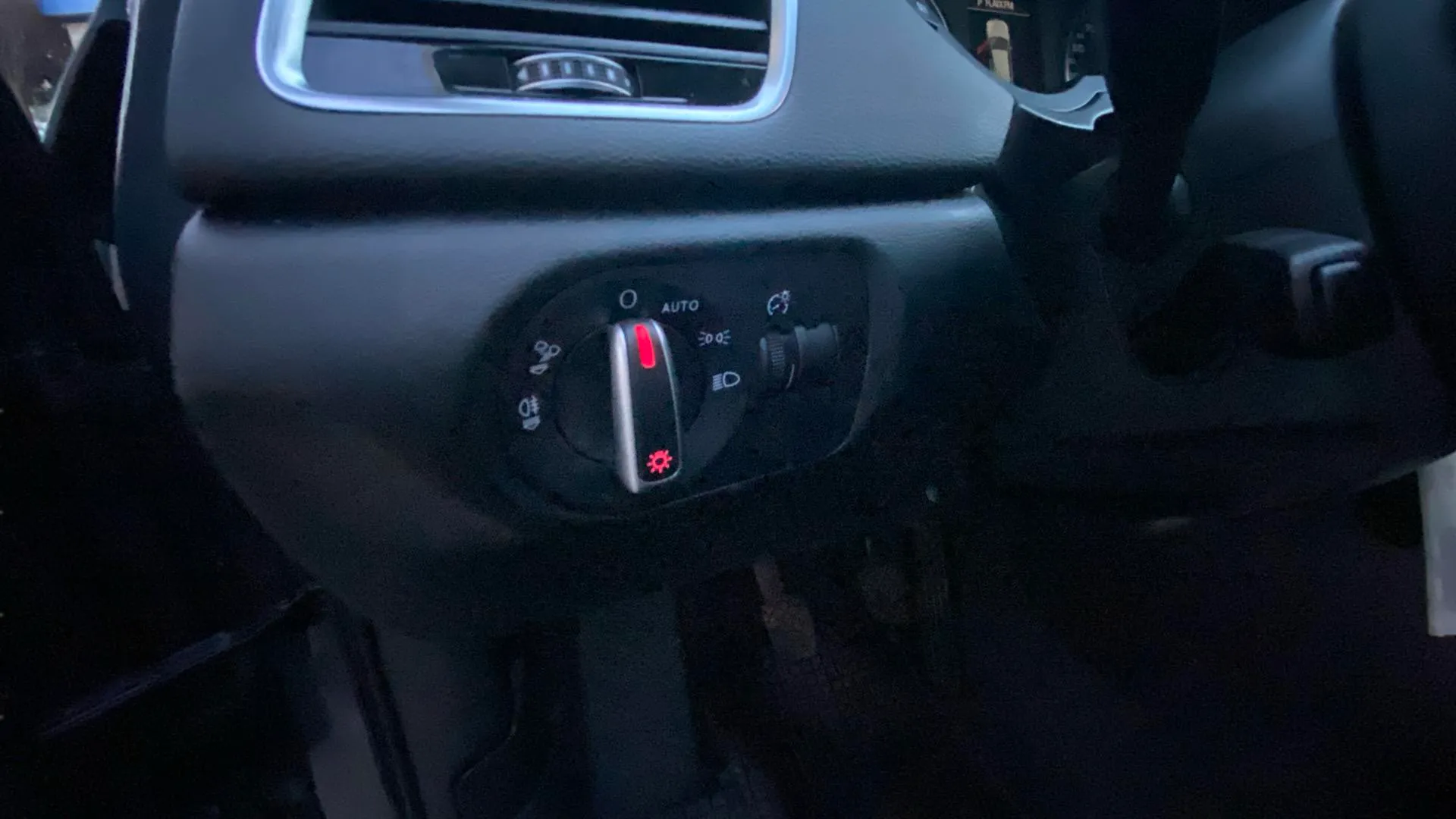 Audi Q3 2.0 TDI - foto 20