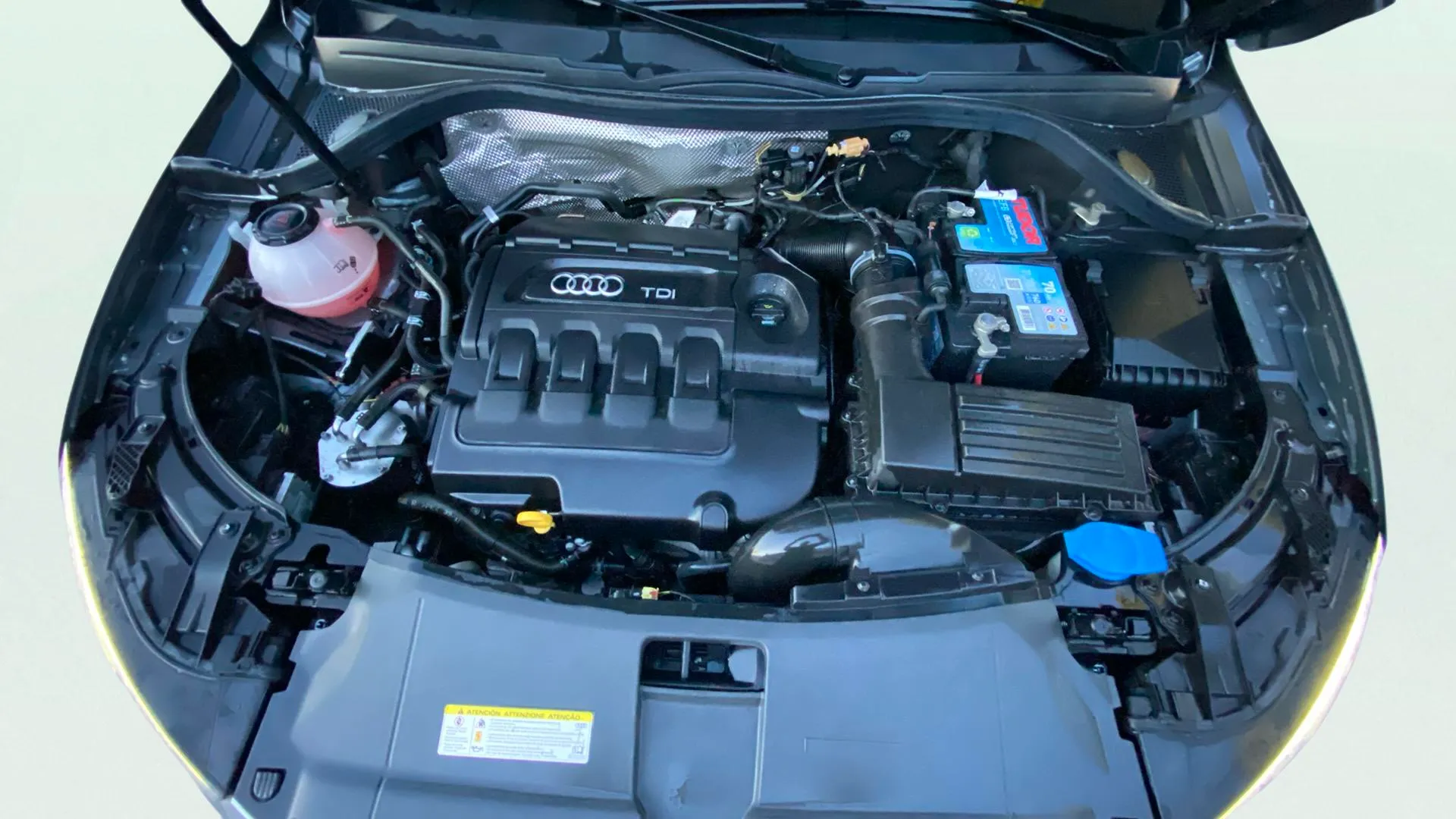 Audi Q3 2.0 TDI - foto 34
