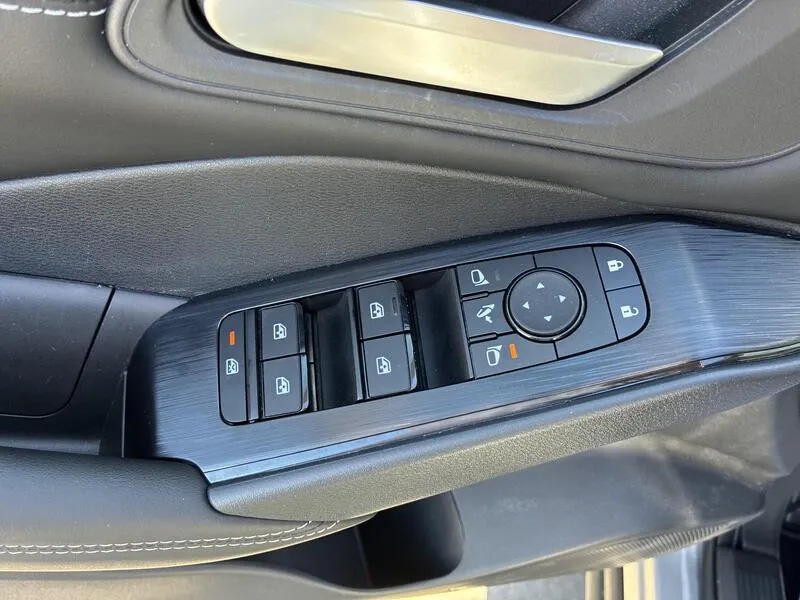 Nissan Qashqai DIG-T N-Style - foto 26