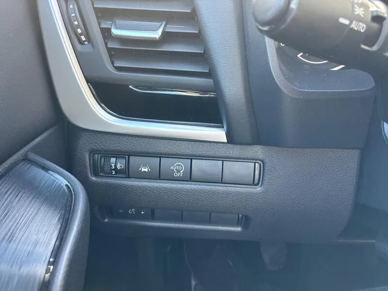 Nissan Qashqai DIG-T N-Style - foto 29