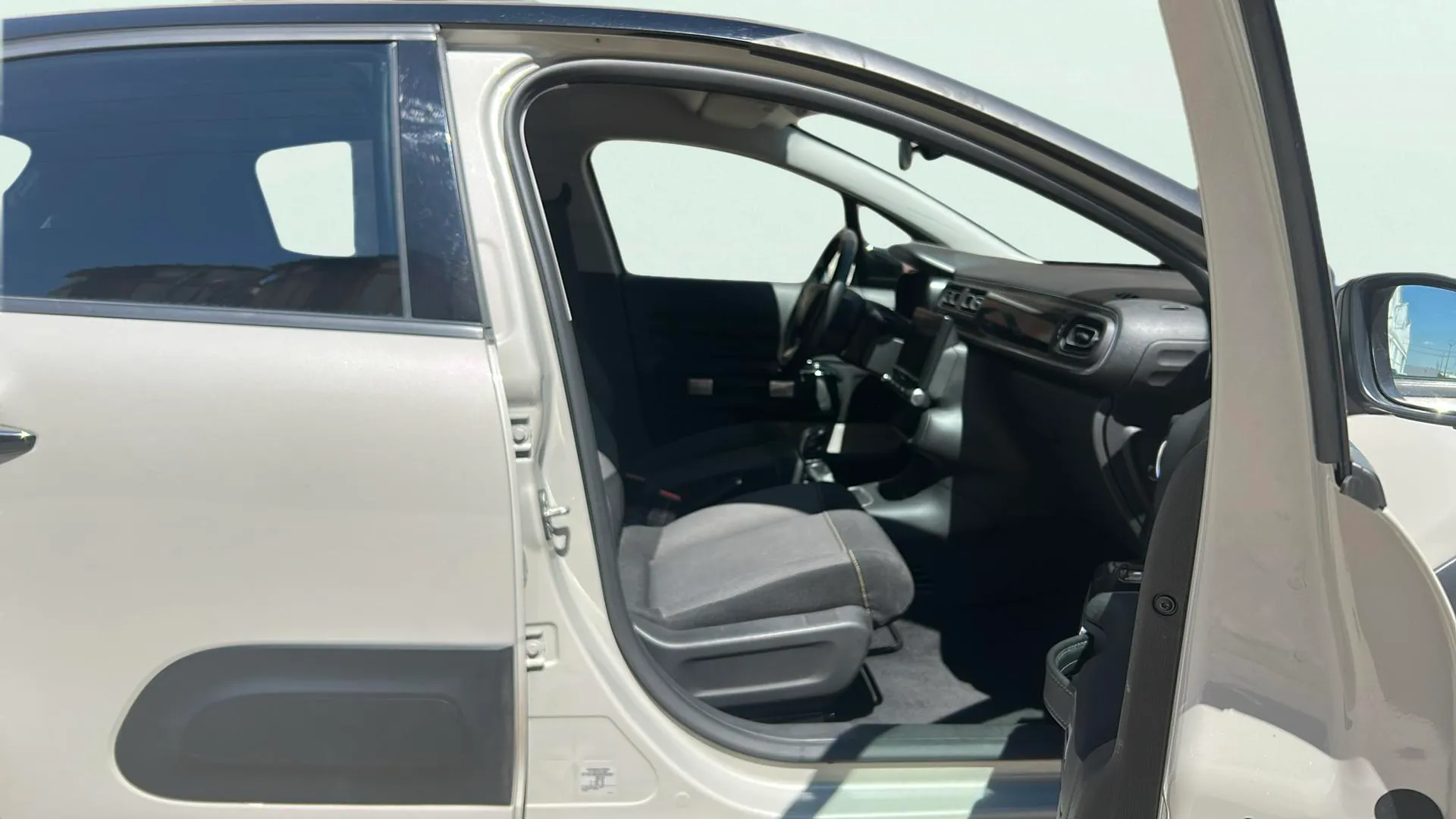 Citroën C3 PureTech Shine - foto 24