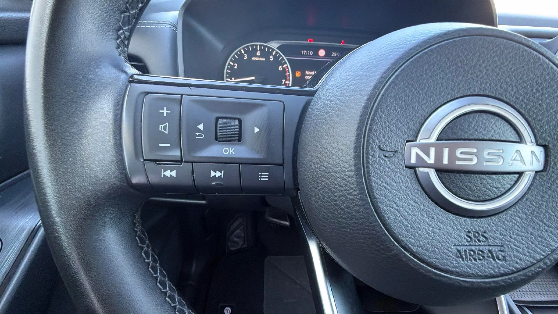 Nissan Qashqai DIG-T mHEV 4x2 Acenta - foto 13