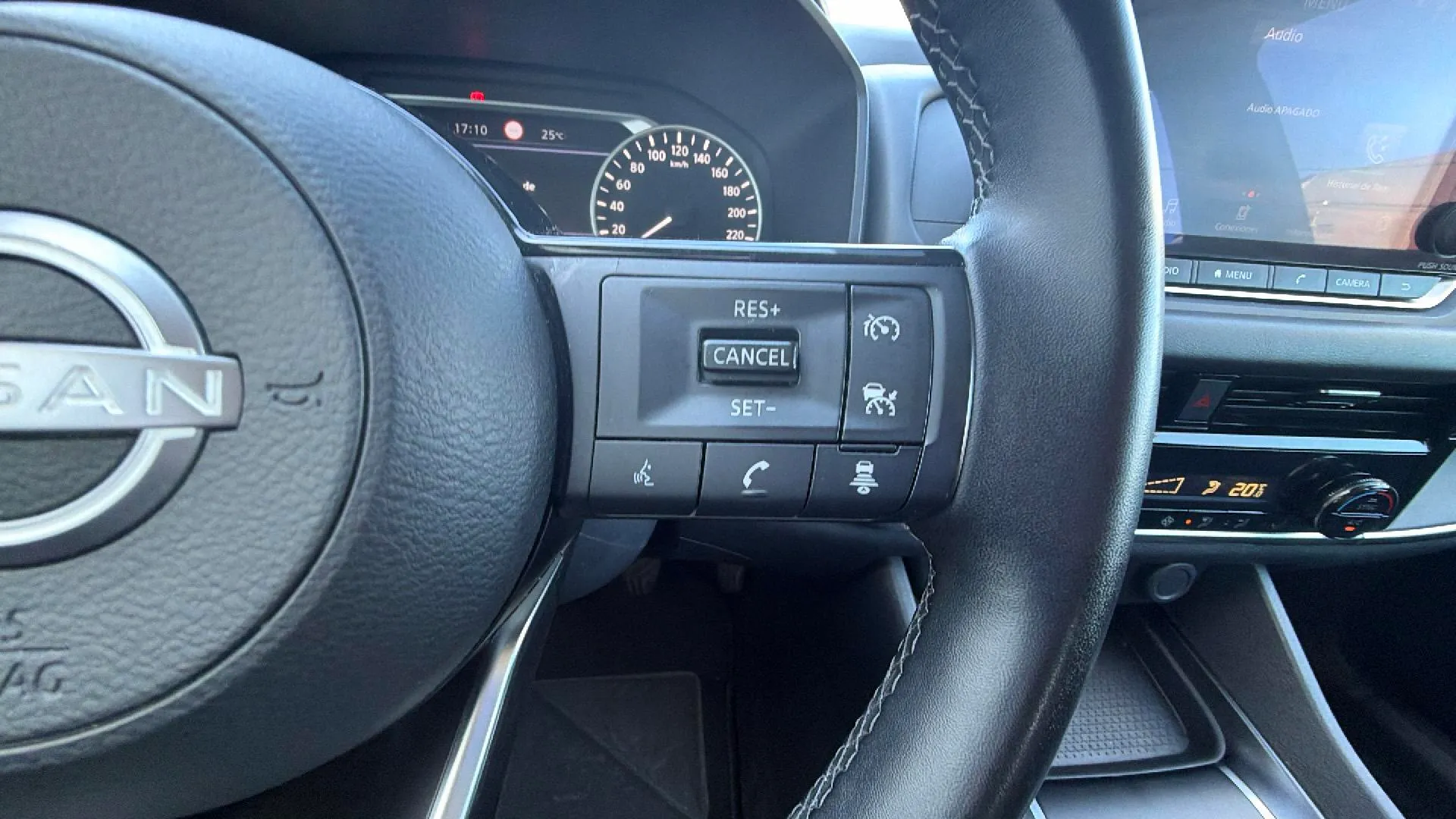 Nissan Qashqai DIG-T mHEV 4x2 Acenta - foto 14