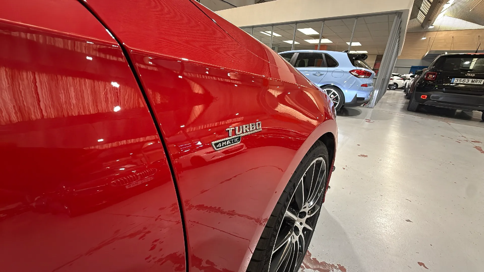Mercedes-Benz Clase A Mercedes-AMG A 35 4MATIC+ - foto 18