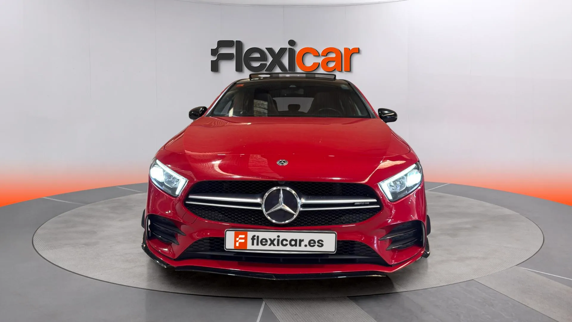 Mercedes-Benz Clase A Mercedes-AMG A 35 4MATIC+ - foto 2