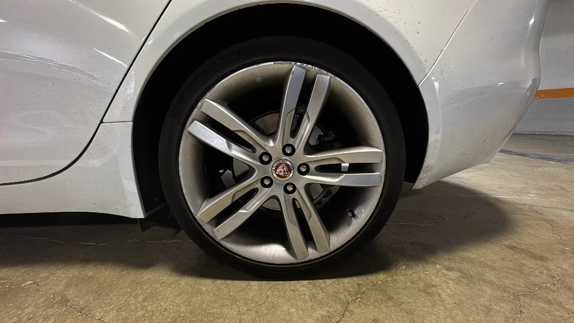Jaguar XE 2.0 AJ200D Diesel AWD XE Pure - foto 19
